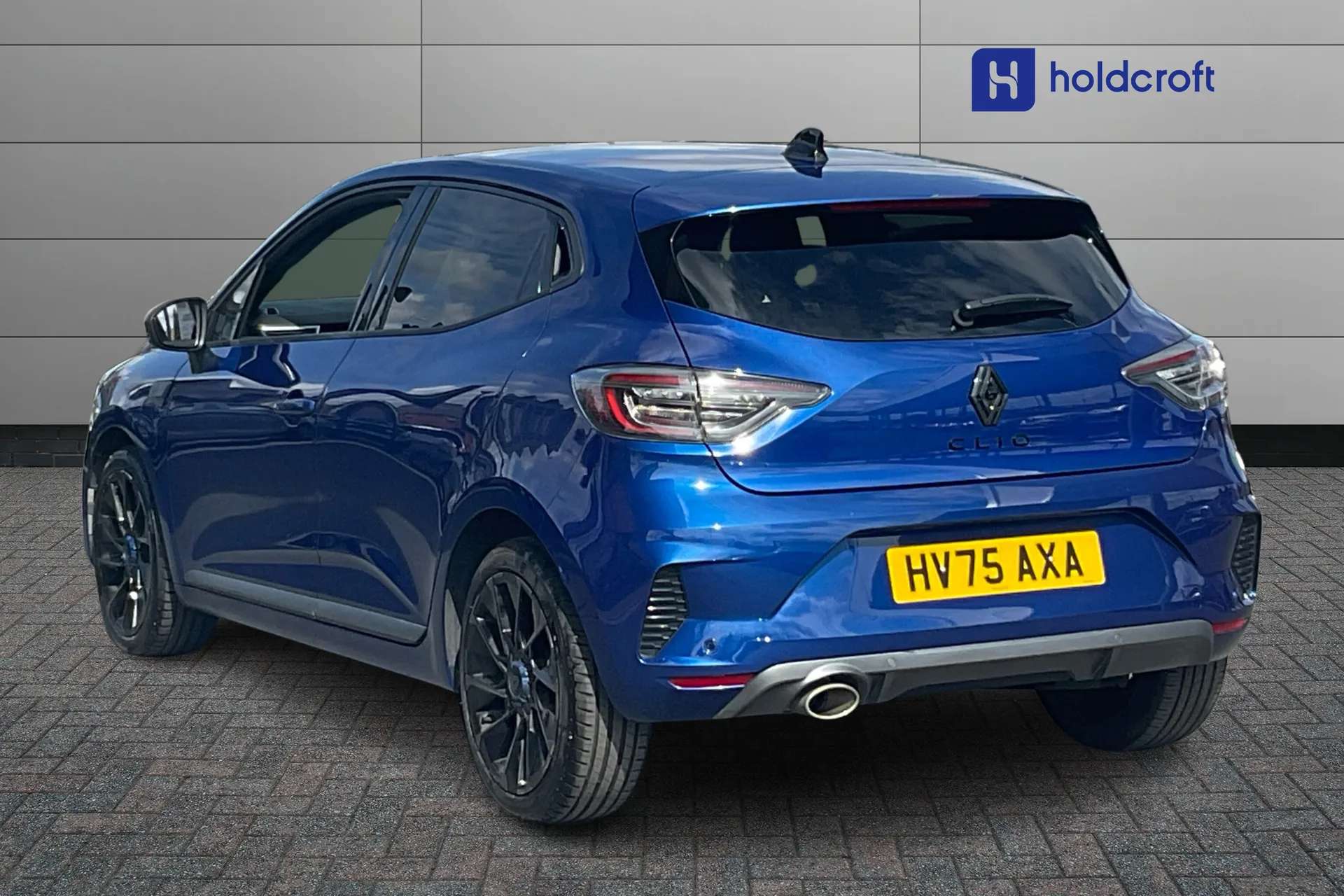 A 2025 RENAULT CLIO 1.0 TCe 90 Esprit Alpine 5dr A 2025 RENAULT CLIO 1.0 TCe 90 Esprit Alpine 5dr