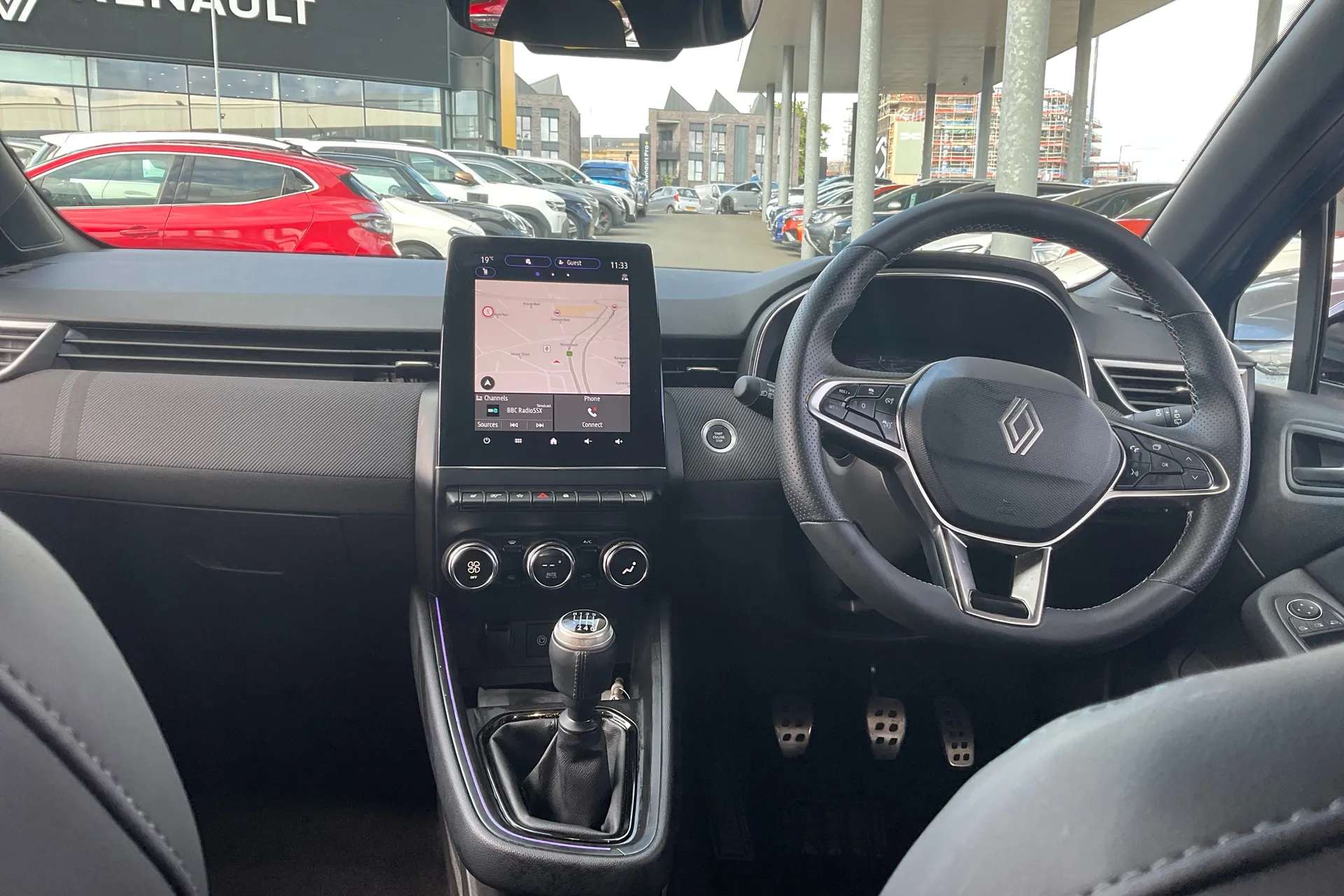 A 2025 RENAULT CLIO 1.0 TCe 90 Esprit Alpine 5dr A 2025 RENAULT CLIO 1.0 TCe 90 Esprit Alpine 5dr
