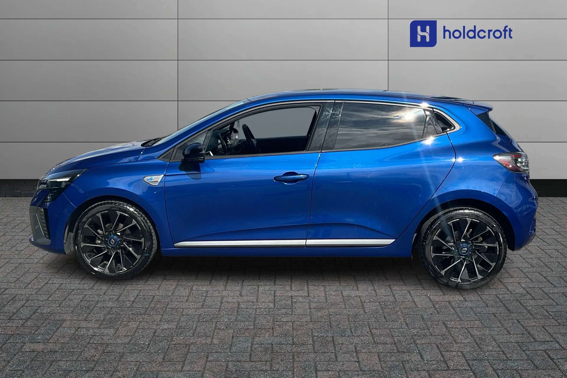 2025 RENAULT CLIO 2025 RENAULT CLIO