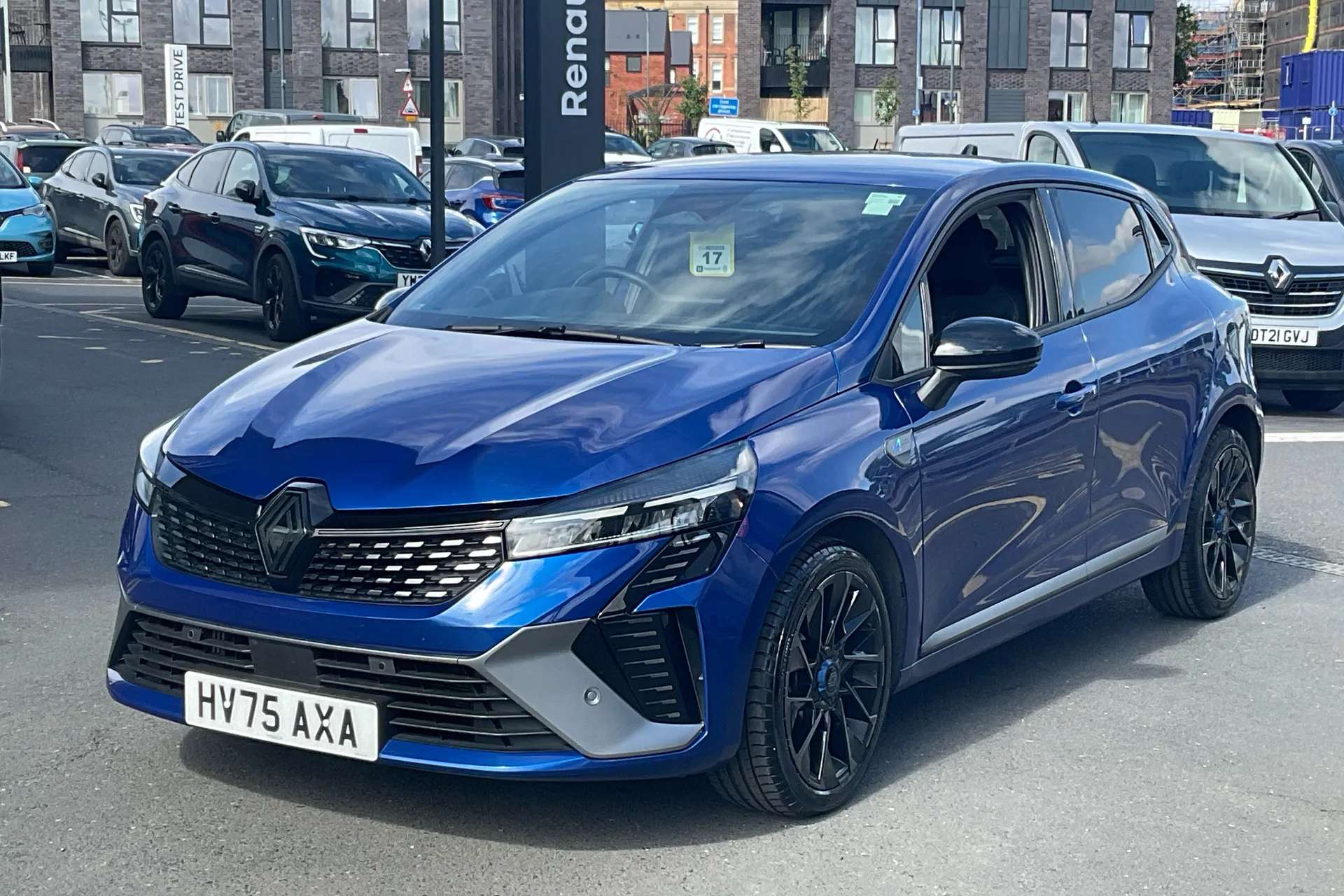 2025 RENAULT CLIO 2025 RENAULT CLIO