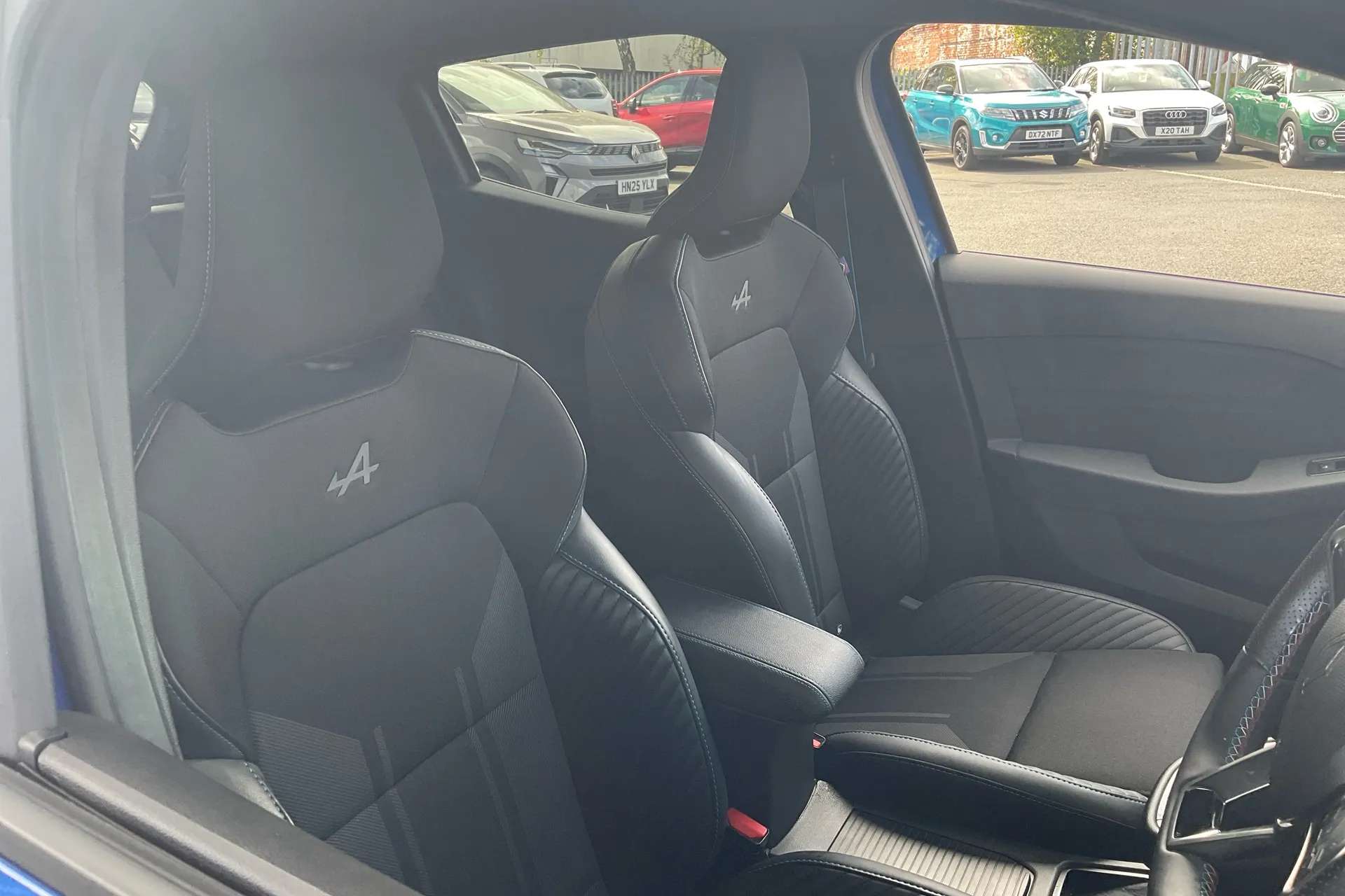 2025 RENAULT CLIO 2025 RENAULT CLIO