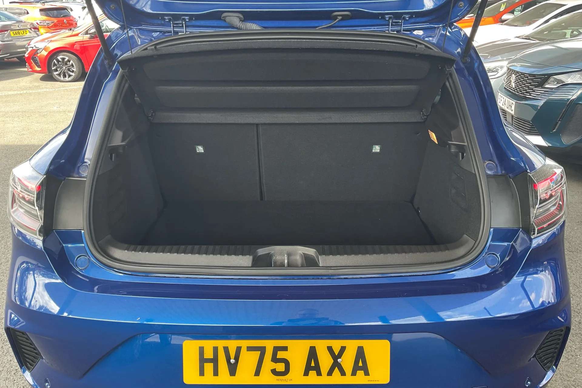 2025 RENAULT CLIO 2025 RENAULT CLIO