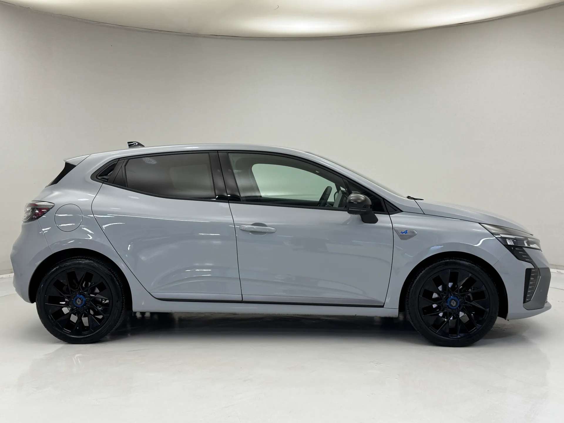 2025 RENAULT CLIO 2025 RENAULT CLIO