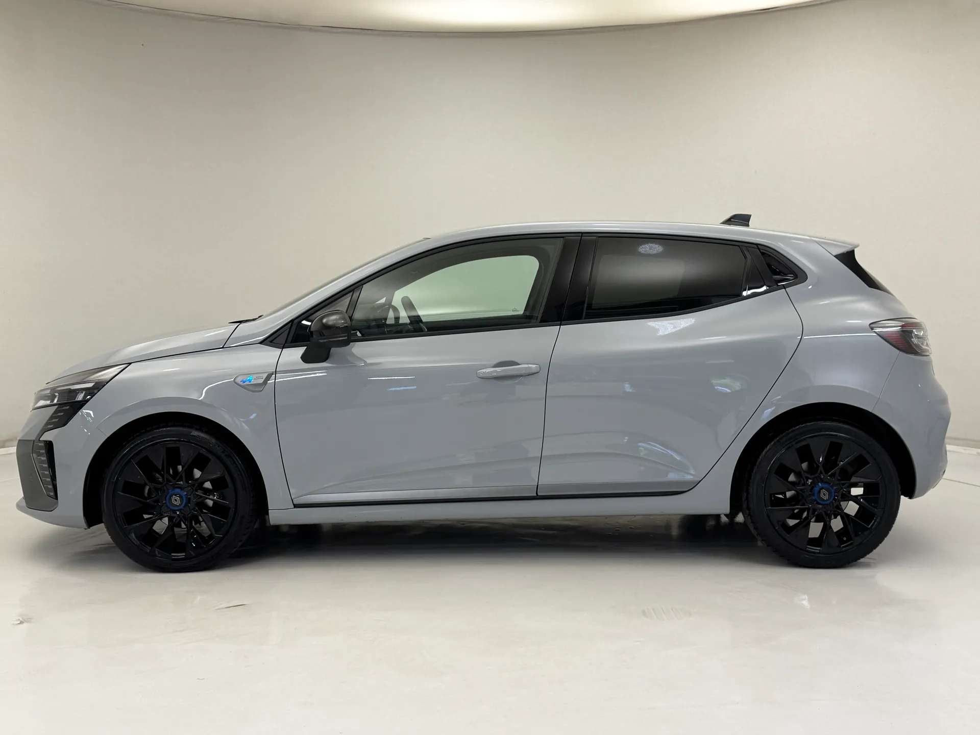 2025 RENAULT CLIO 2025 RENAULT CLIO
