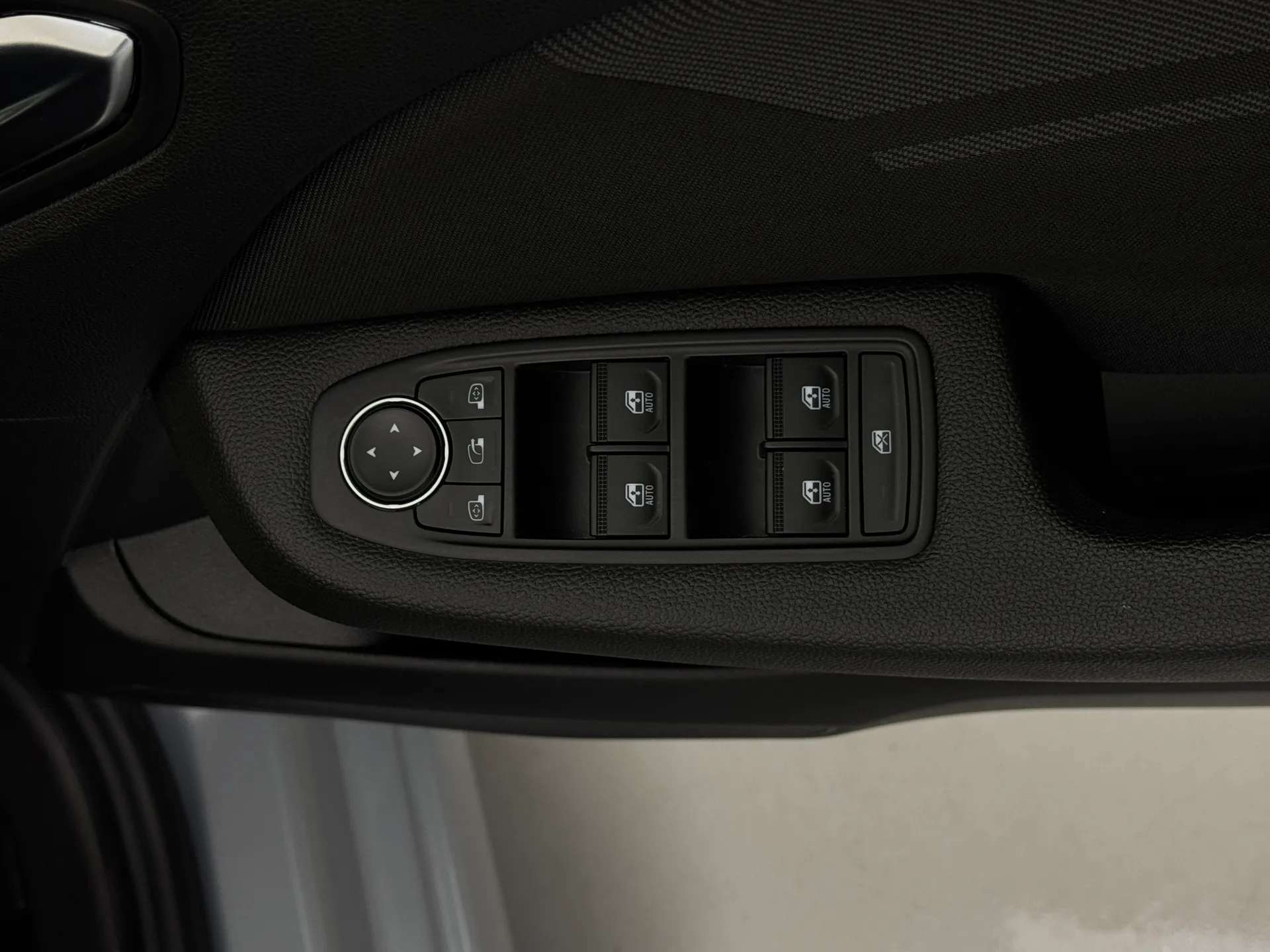2025 RENAULT CLIO 2025 RENAULT CLIO
