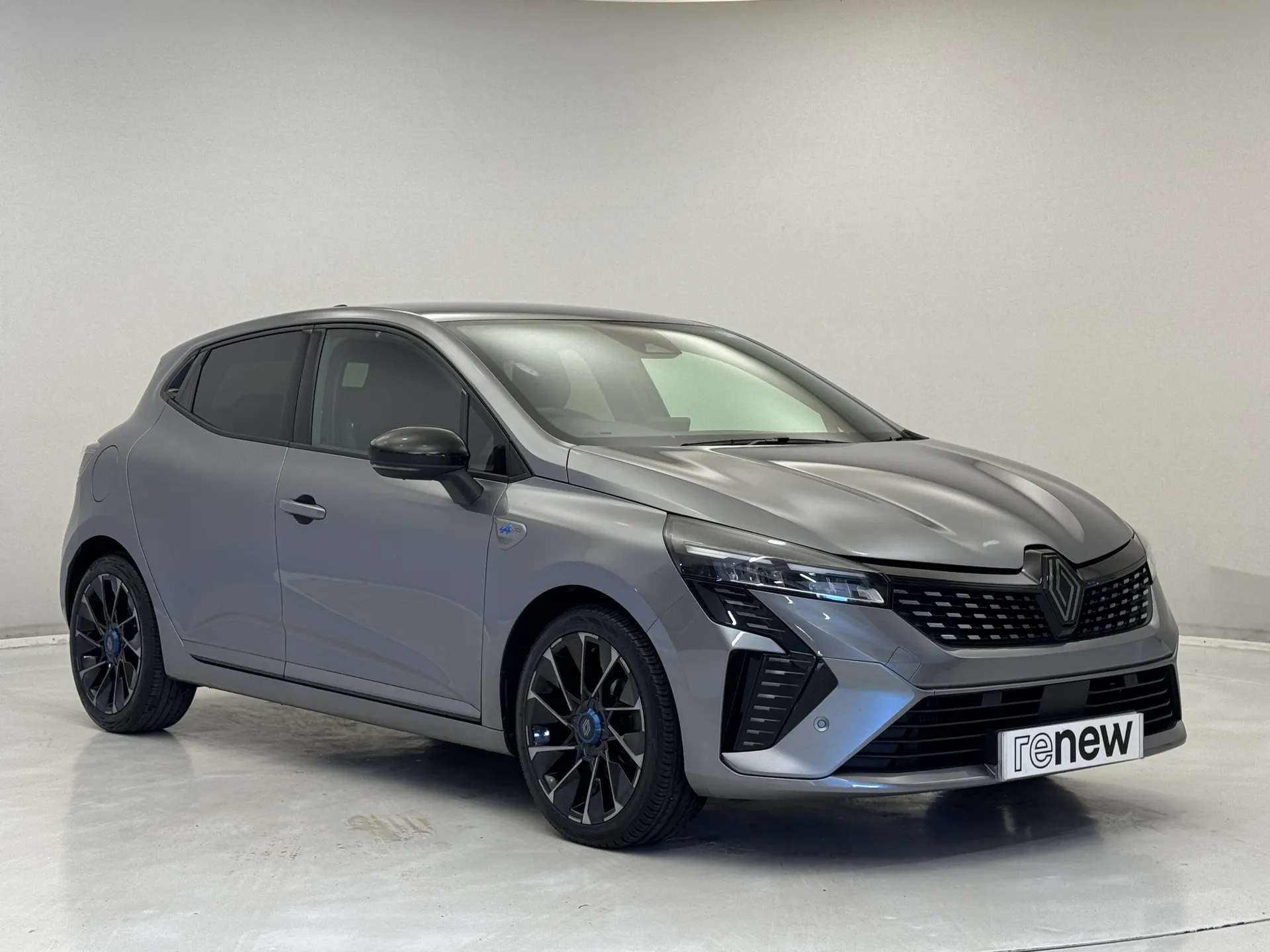 A 2025 RENAULT CLIO 1.0 TCe 90 Esprit Alpine 5dr A 2025 RENAULT CLIO 1.0 TCe 90 Esprit Alpine 5dr