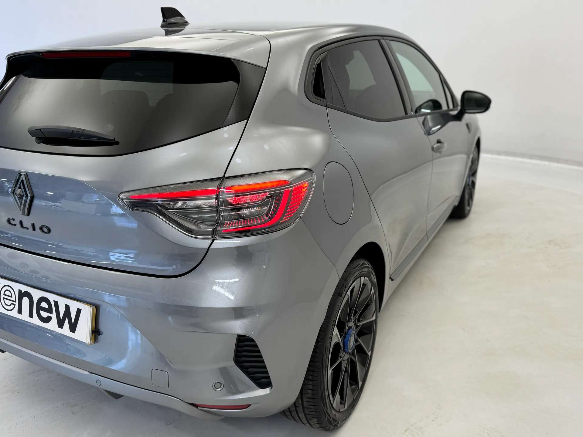 2025 RENAULT CLIO 2025 RENAULT CLIO