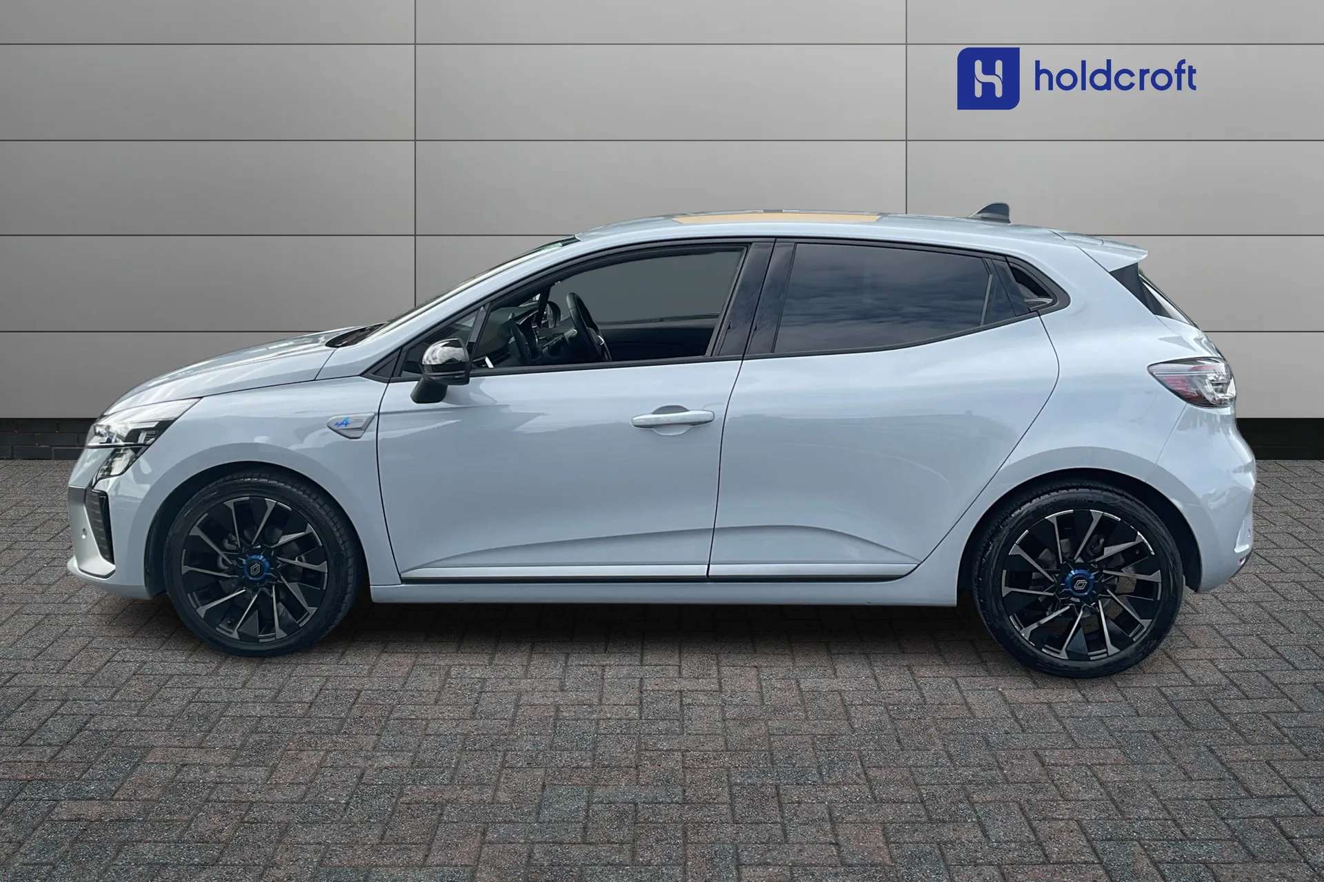 2025 RENAULT CLIO 2025 RENAULT CLIO