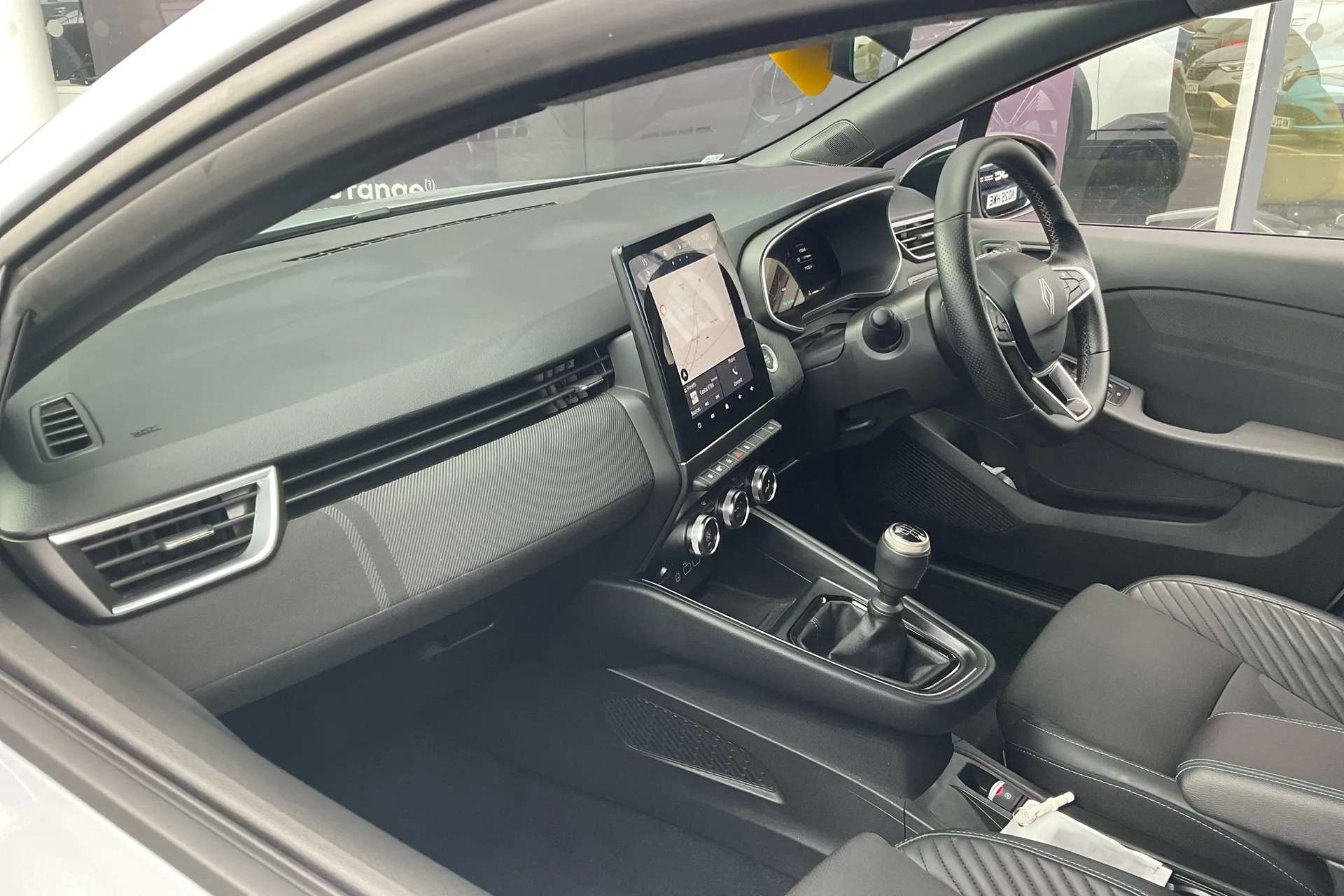 2025 RENAULT CLIO 2025 RENAULT CLIO