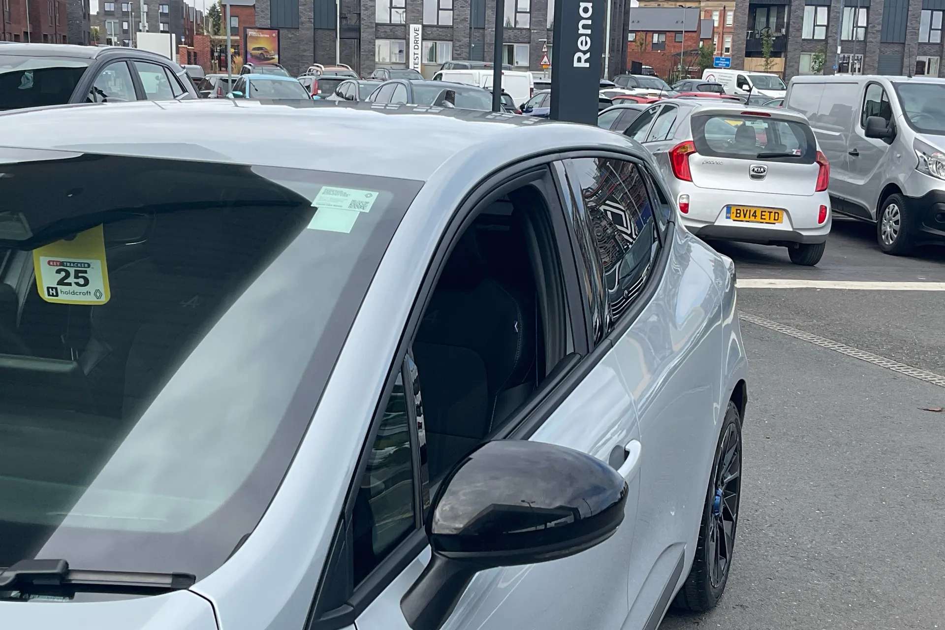 2025 RENAULT CLIO 2025 RENAULT CLIO