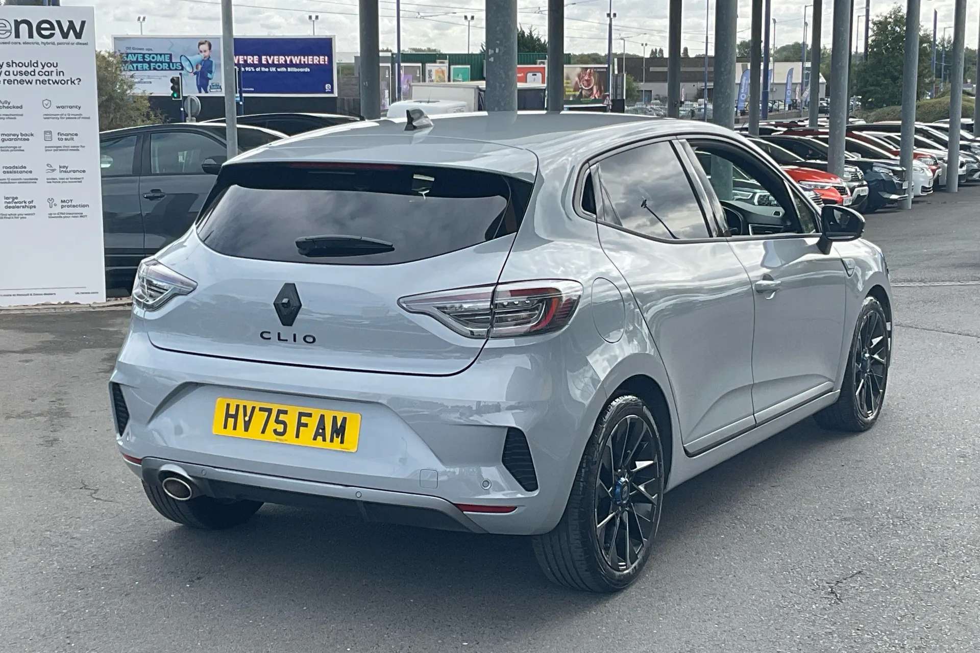 2025 RENAULT CLIO 2025 RENAULT CLIO