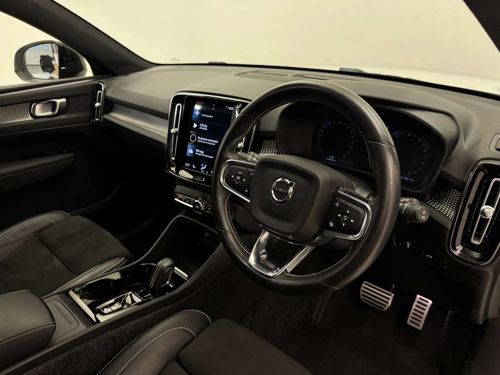 2021 VOLVO XC40 2021 VOLVO XC40