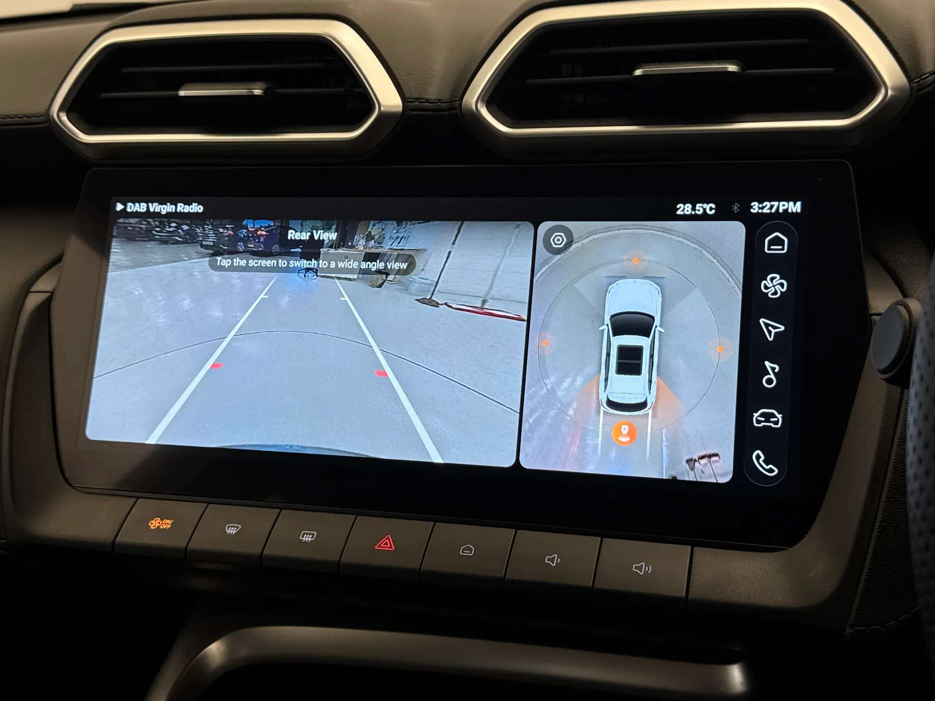 2025 MG ZS 2025 MG ZS
