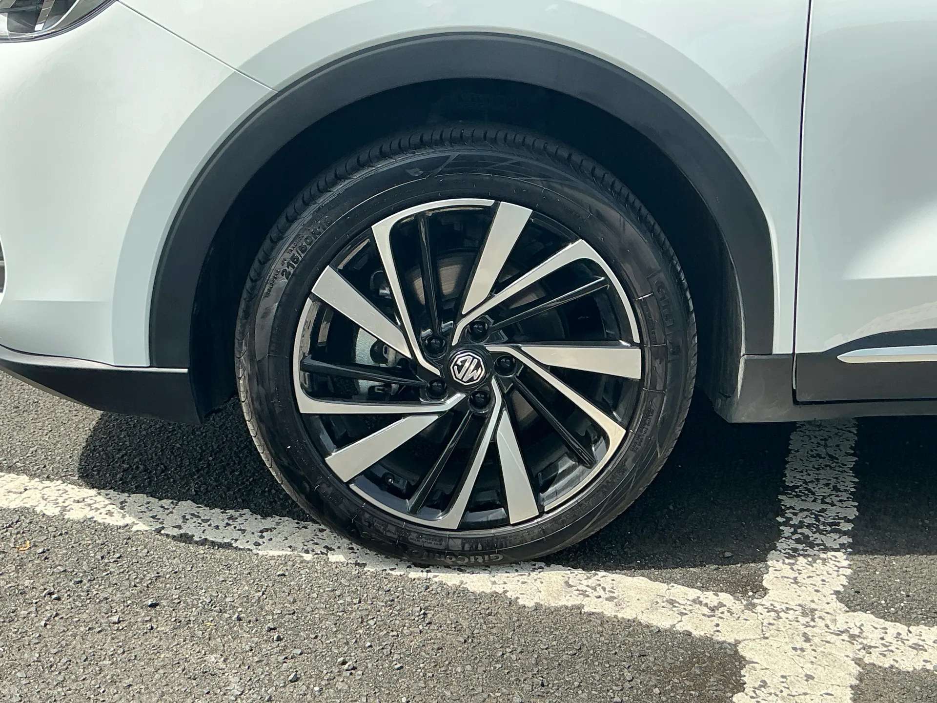 2025 MG ZS 2025 MG ZS