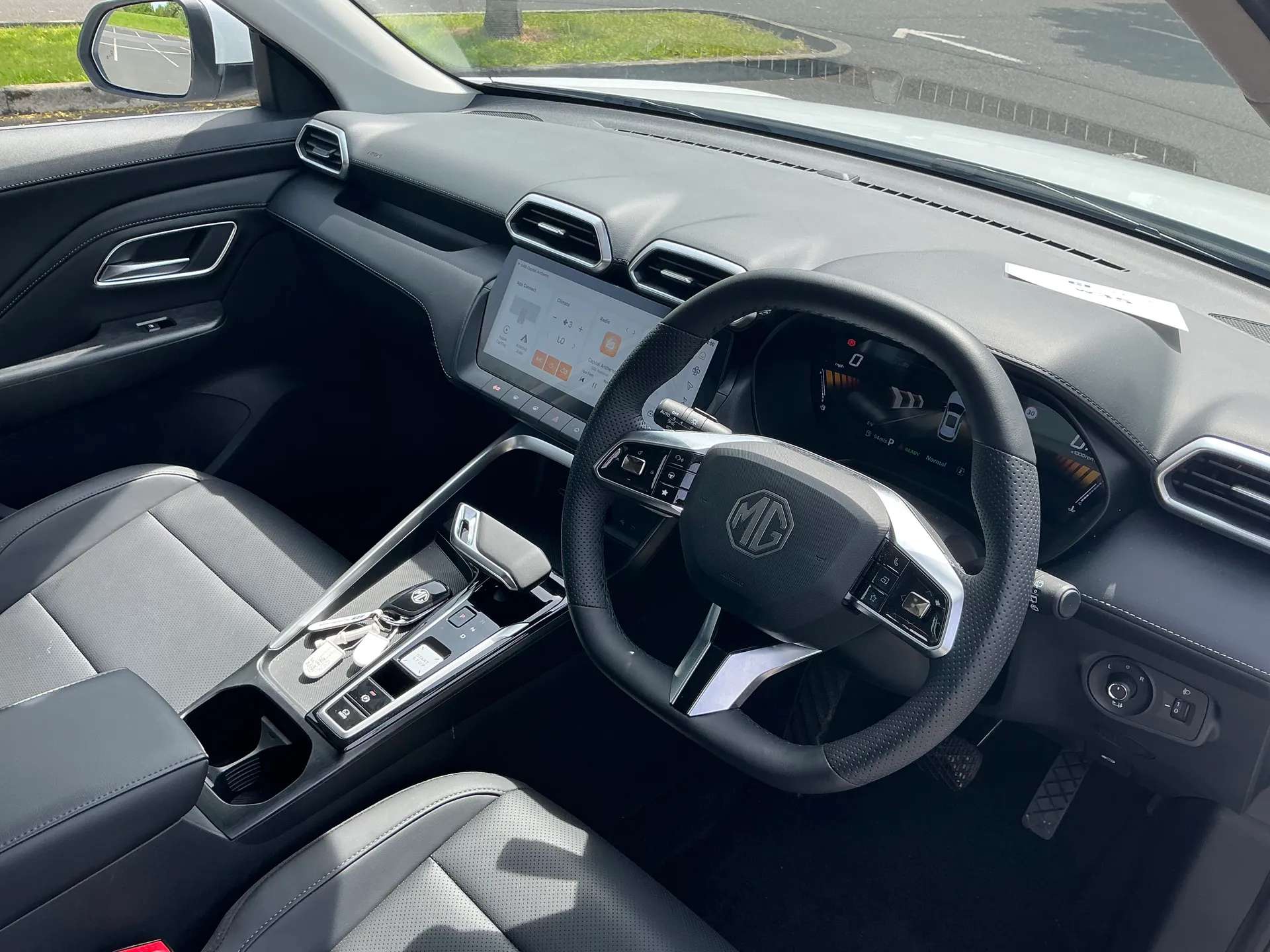 2025 MG ZS 2025 MG ZS