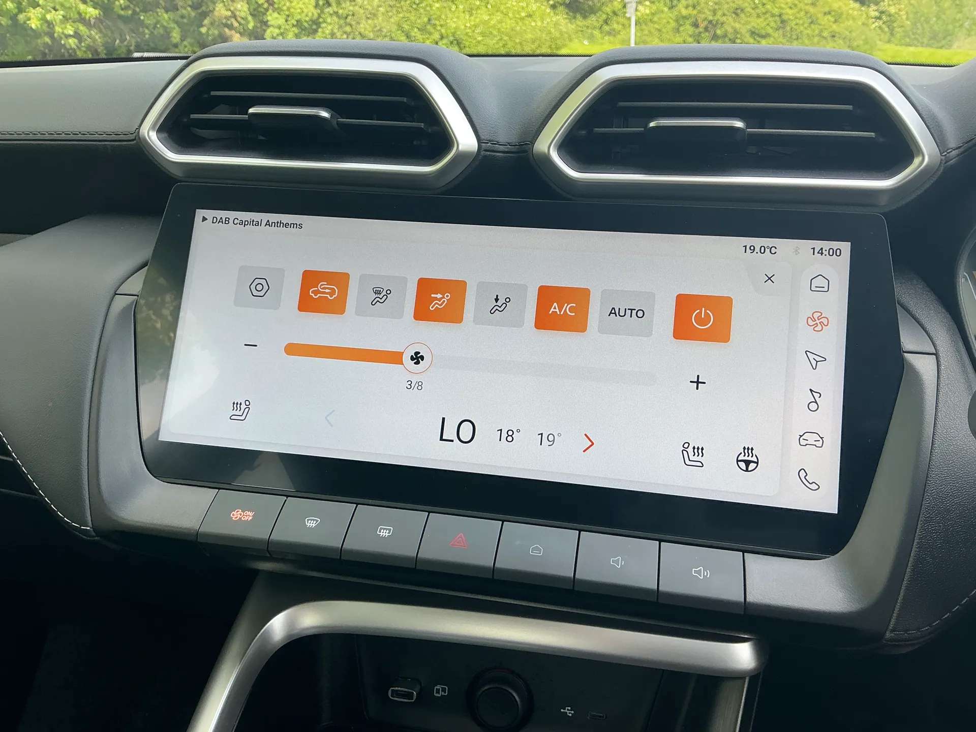 2025 MG ZS 2025 MG ZS