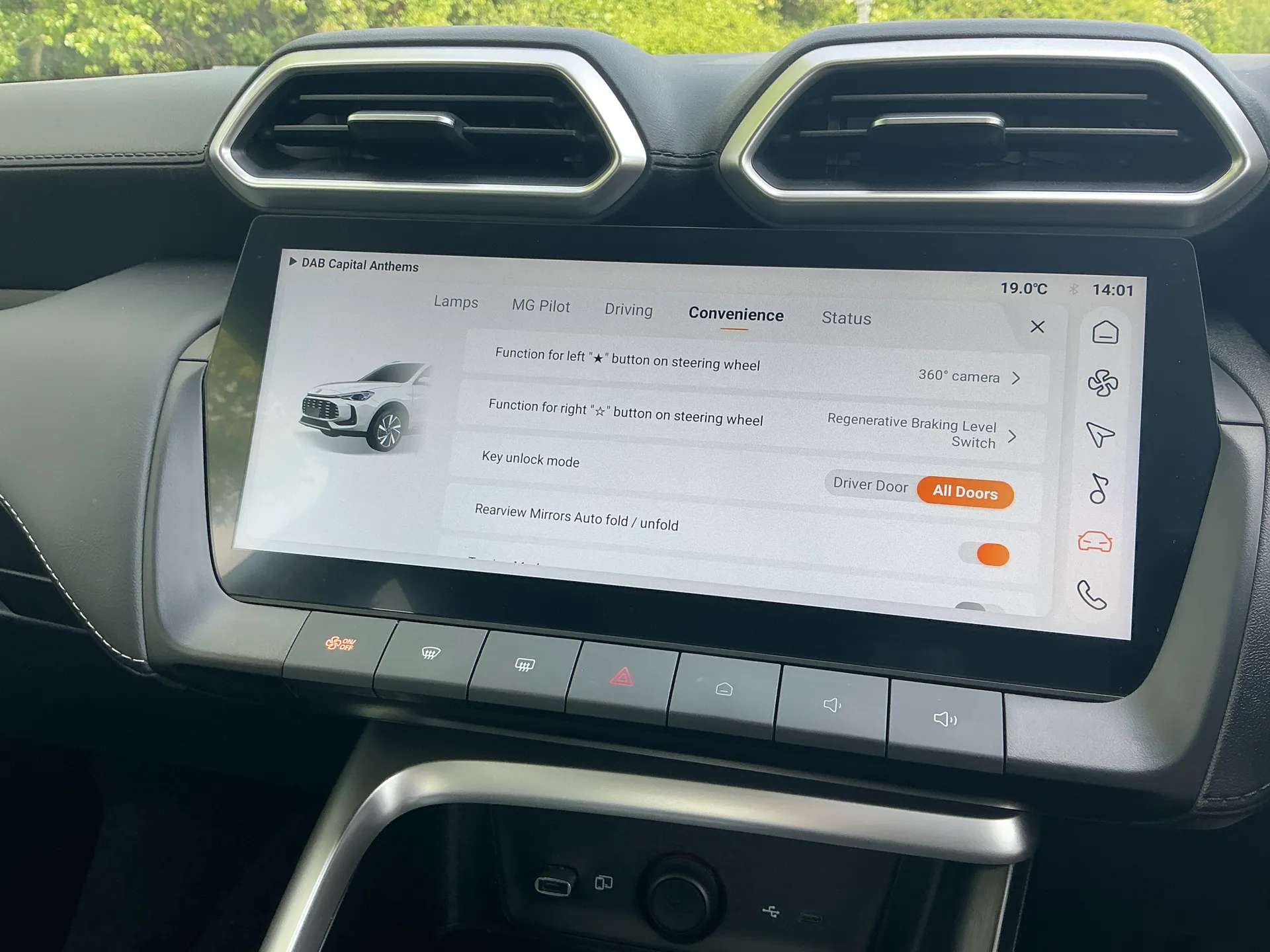 2025 MG ZS 2025 MG ZS