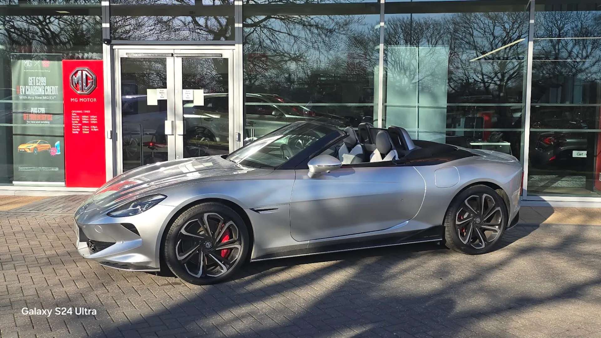 A 2024 MG MOTOR UK MG3 1.5 Hybrid Trophy 5dr Auto A 2024 MG MOTOR UK MG3 1.5 Hybrid Trophy 5dr Auto