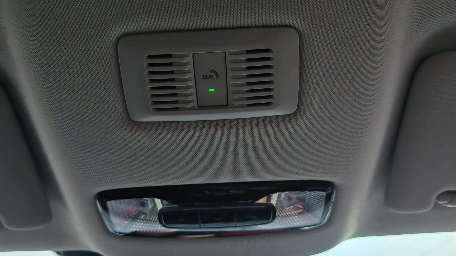 A 2025 MG MOTOR UK HS 1.5 T-GDI PHEV Trophy 5dr Auto A 2025 MG MOTOR UK HS 1.5 T-GDI PHEV Trophy 5dr Auto