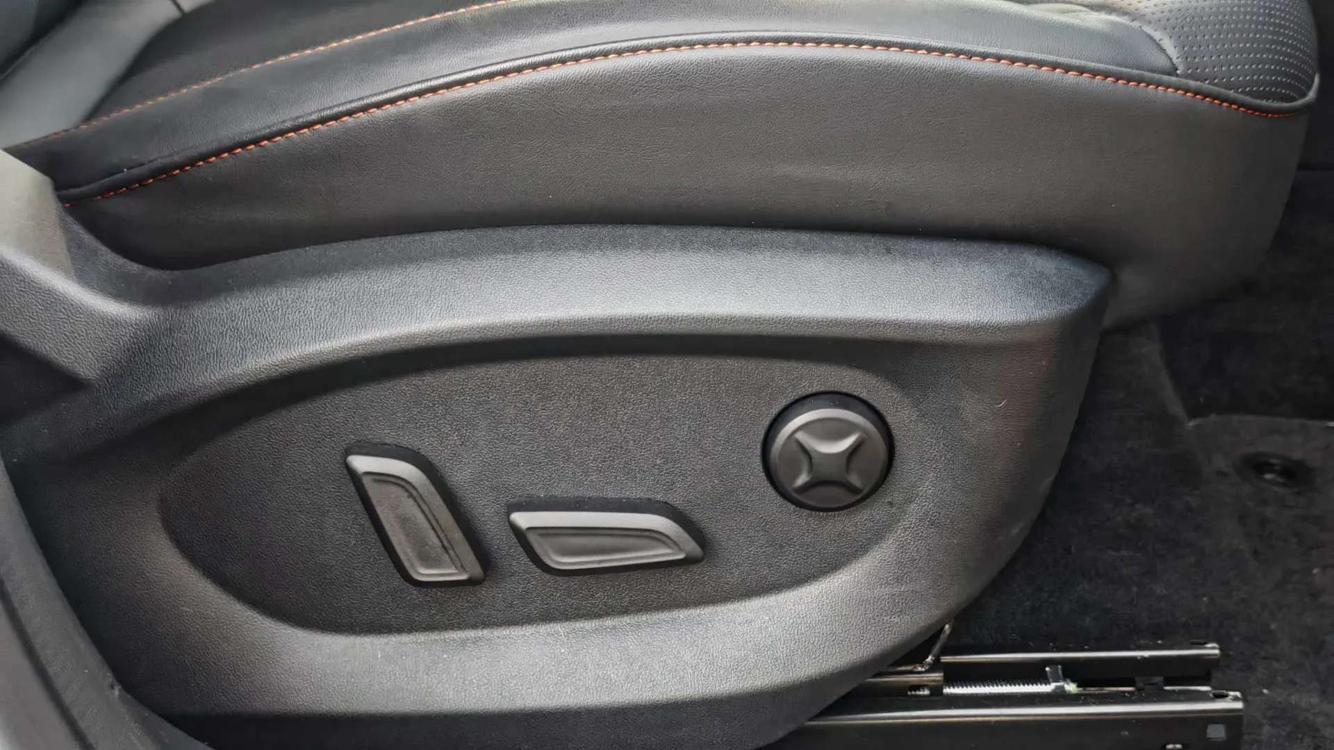 2025 MG MOTOR UK HS 2025 MG MOTOR UK HS