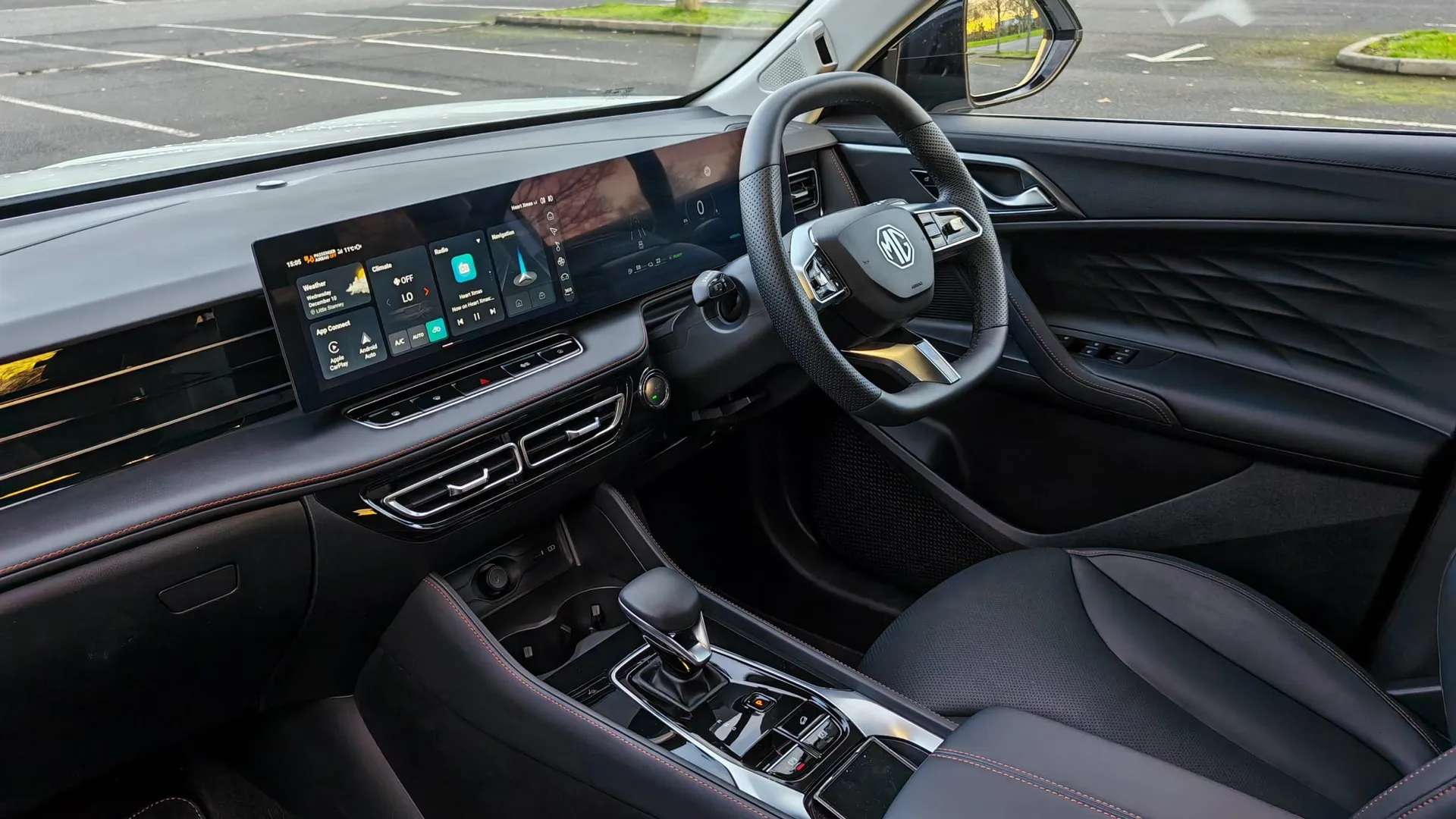 2025 MG MOTOR UK HS 2025 MG MOTOR UK HS