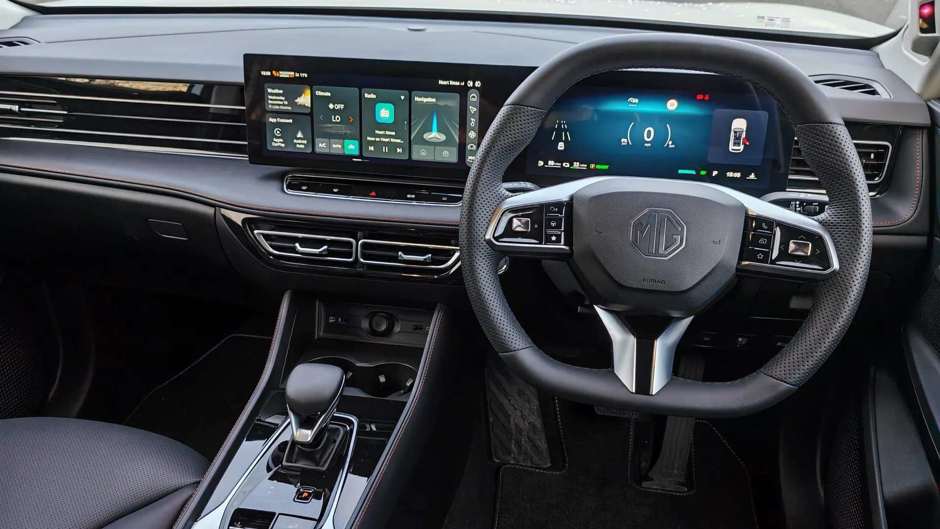 2025 MG MOTOR UK HS 2025 MG MOTOR UK HS