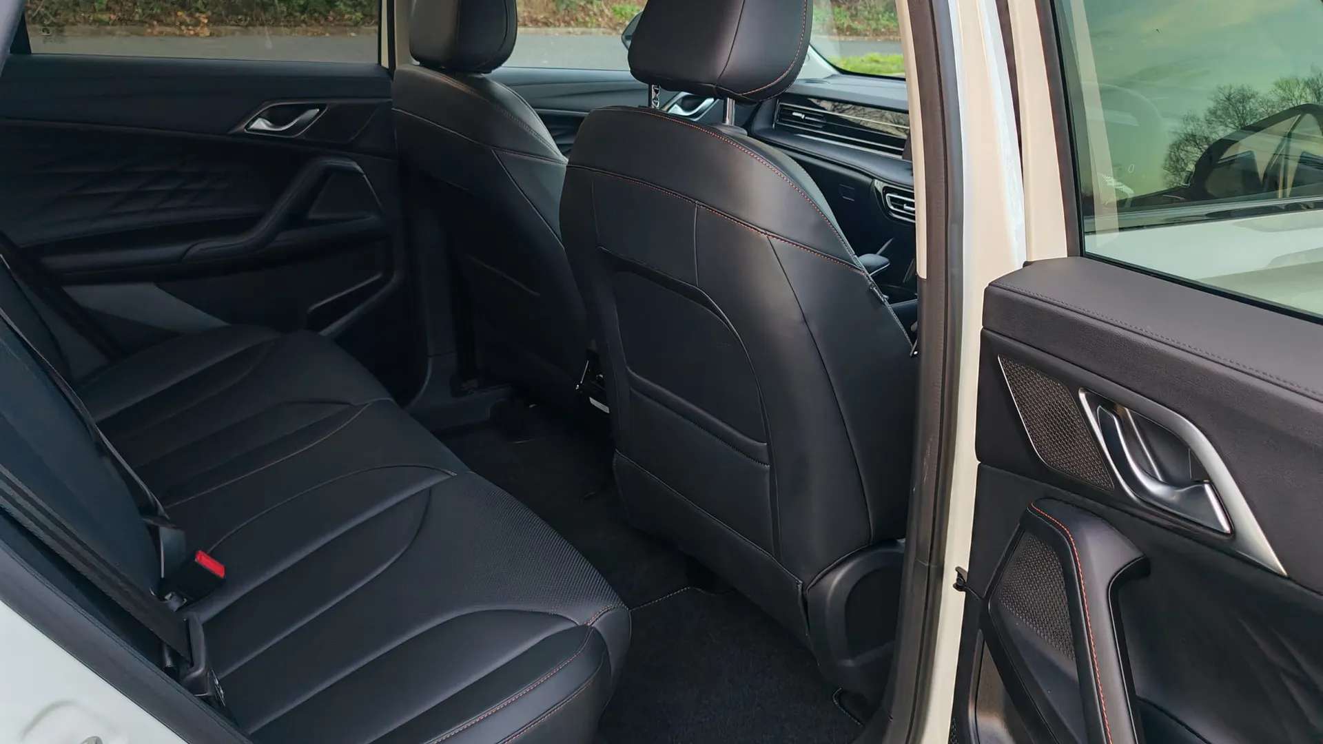 2025 MG MOTOR UK HS 2025 MG MOTOR UK HS