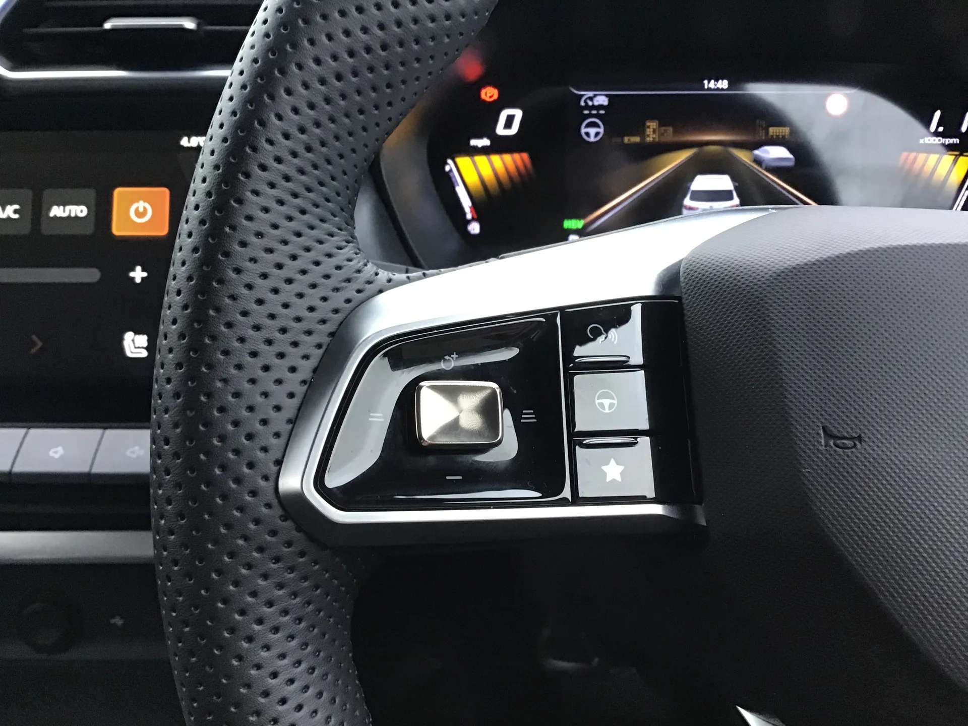 2025 MG MOTOR UK ZS 2025 MG MOTOR UK ZS