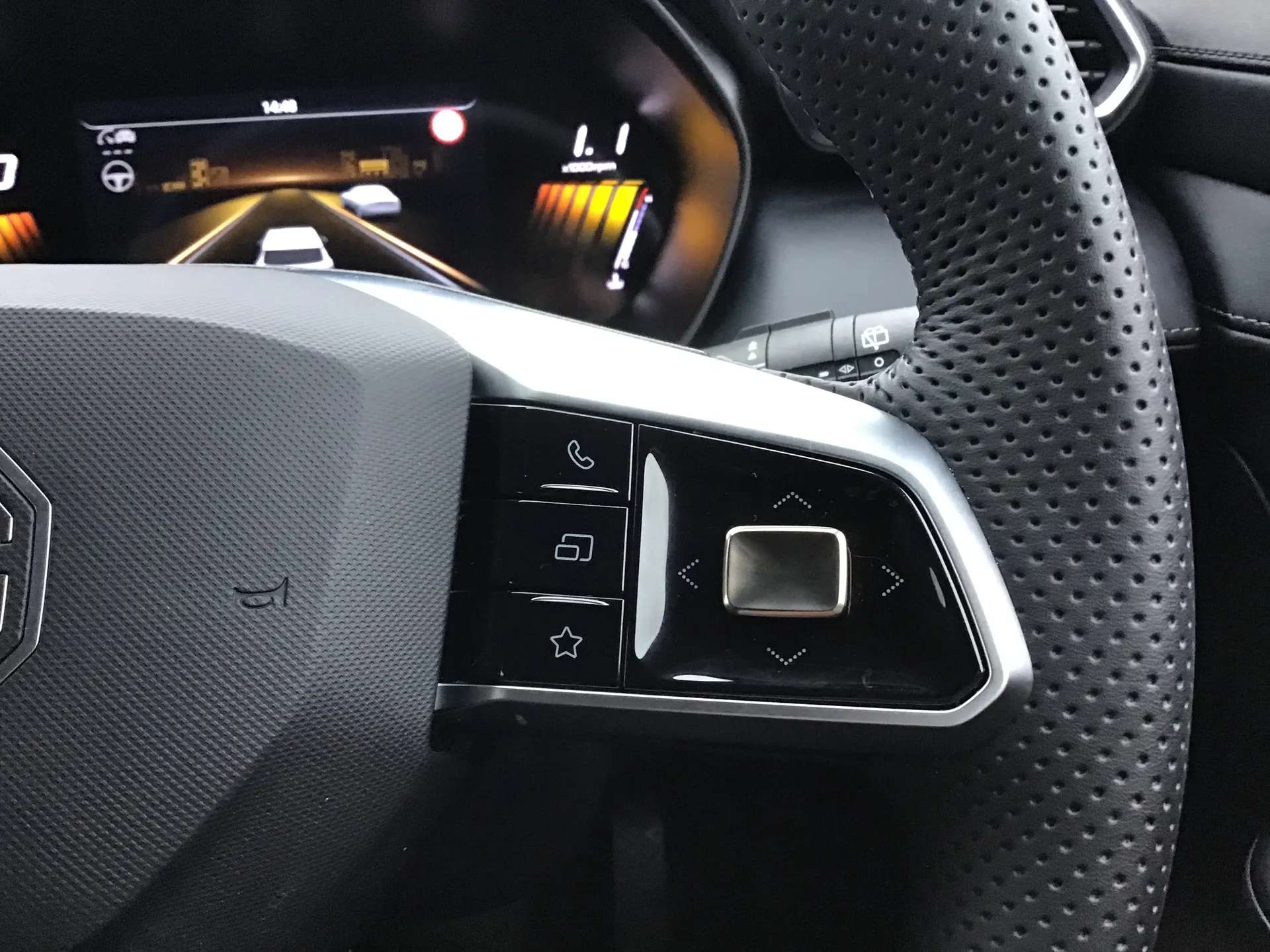 2025 MG MOTOR UK ZS 2025 MG MOTOR UK ZS