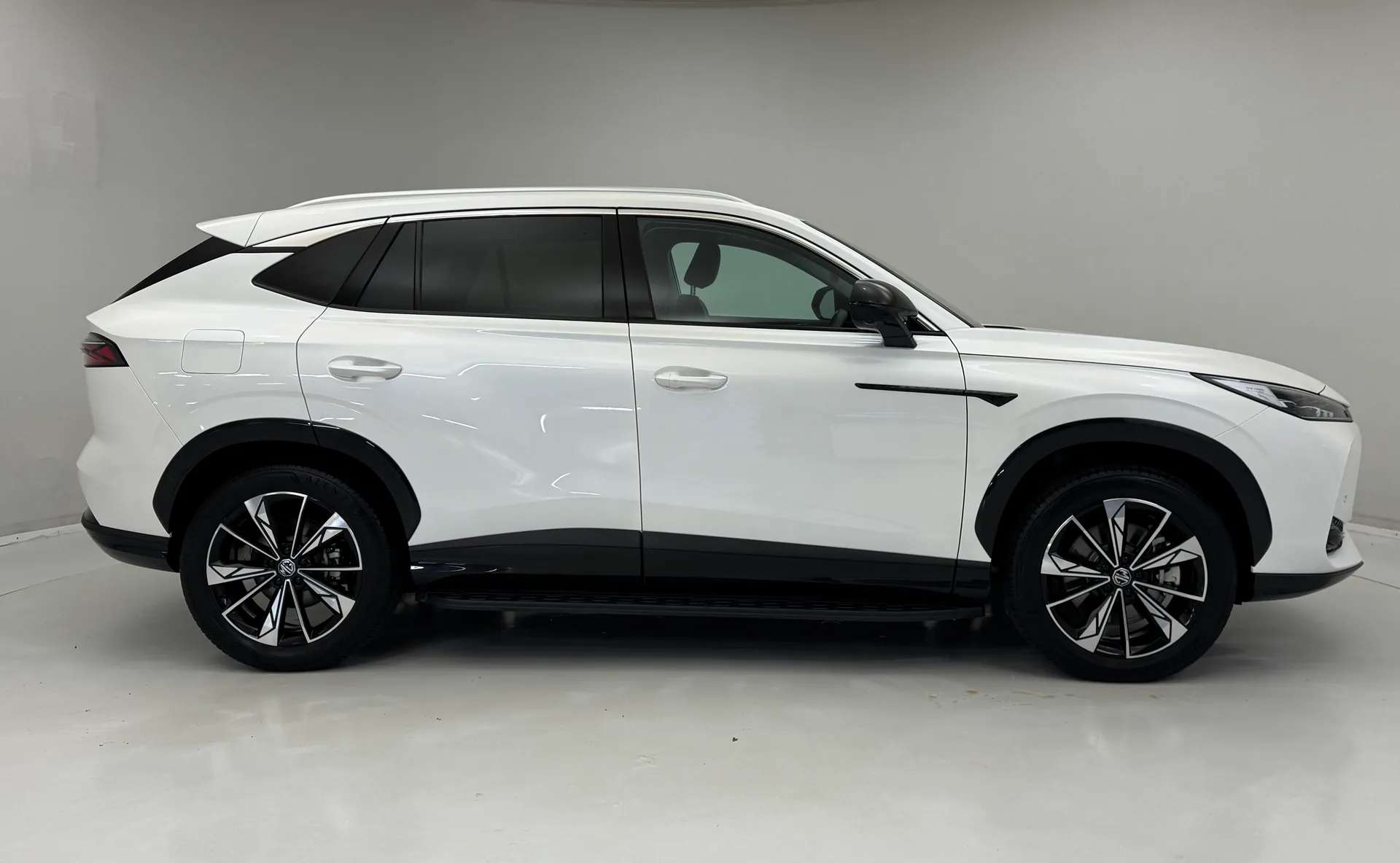 2025 MG MOTOR UK HS 2025 MG MOTOR UK HS