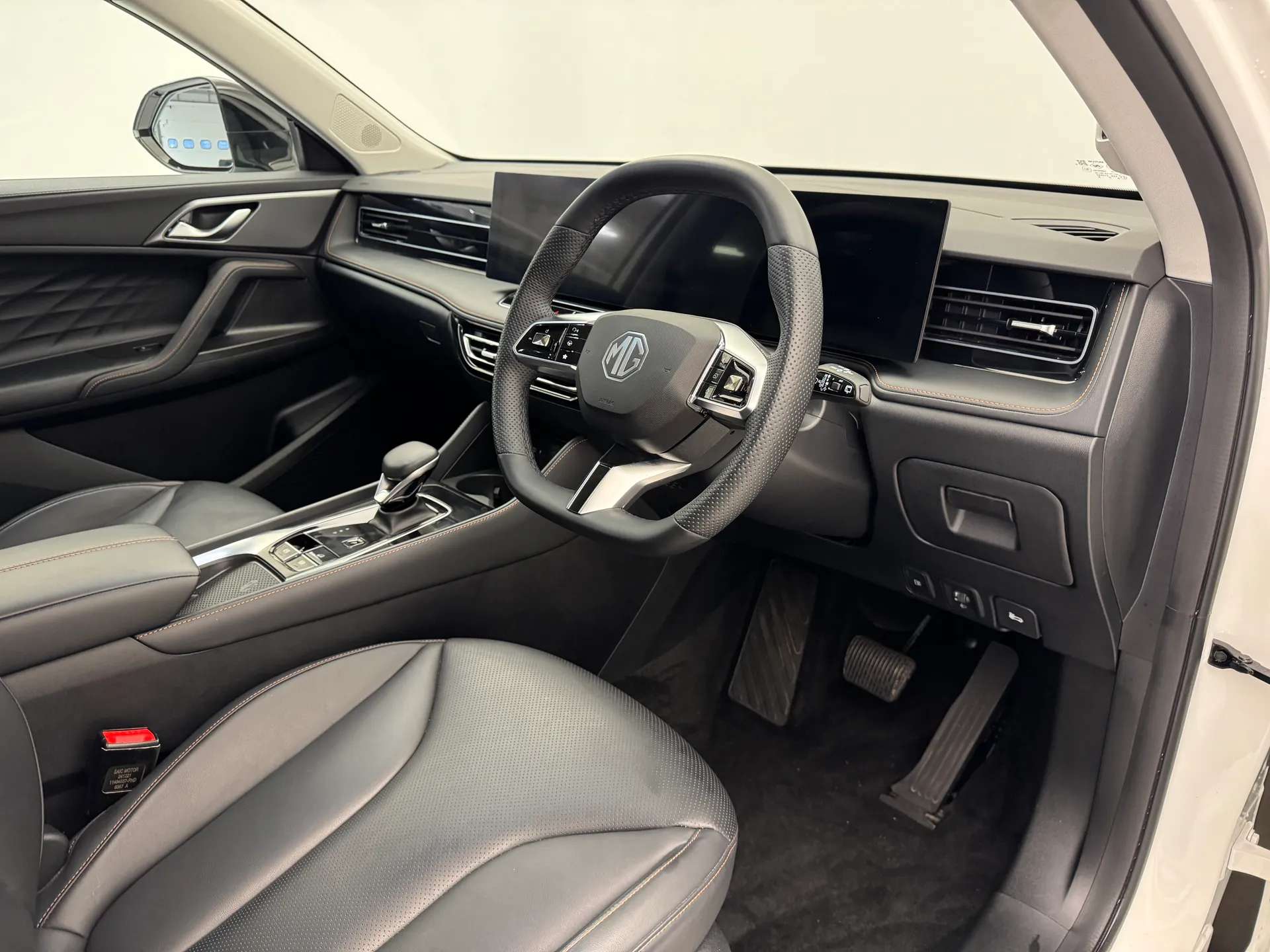 2025 MG MOTOR UK HS 2025 MG MOTOR UK HS