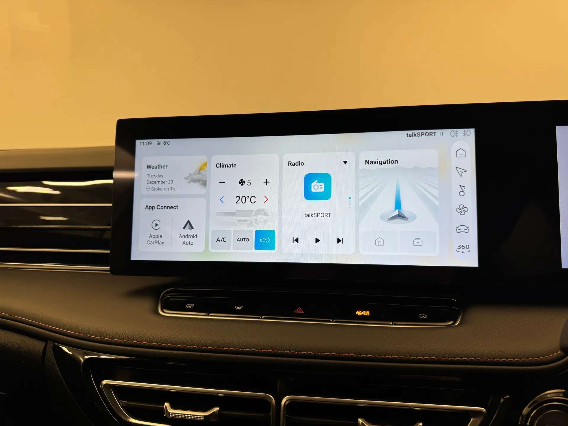 2025 MG MOTOR UK HS 2025 MG MOTOR UK HS