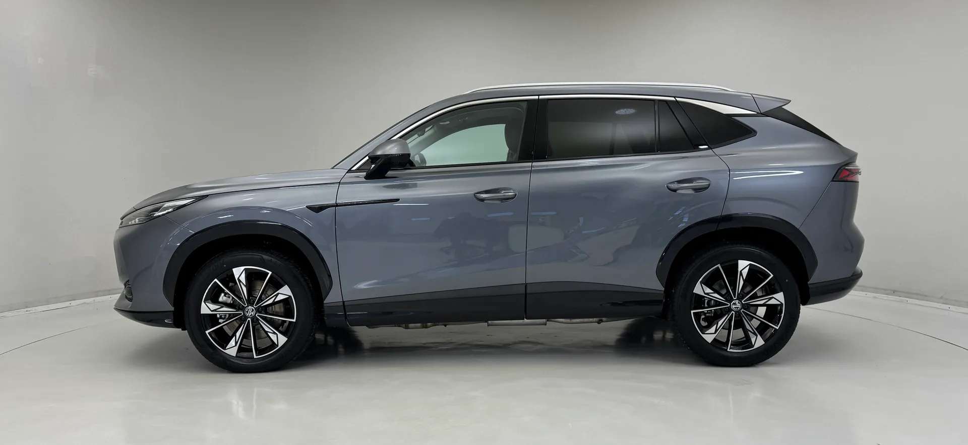 A 2025 MG MOTOR UK HS 1.5 T-GDI Hybrid+ Trophy 5dr Auto â
25.5MY + WIRELESS CARPLAYâ
A 2025 MG MOTOR UK HS 1.5 T-GDI Hybrid+ Trophy 5dr Auto â
25.5MY + WIRELESS CARPLAYâ