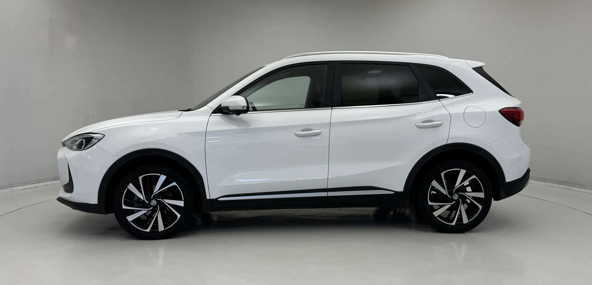 2025 MG MOTOR UK ZS 2025 MG MOTOR UK ZS