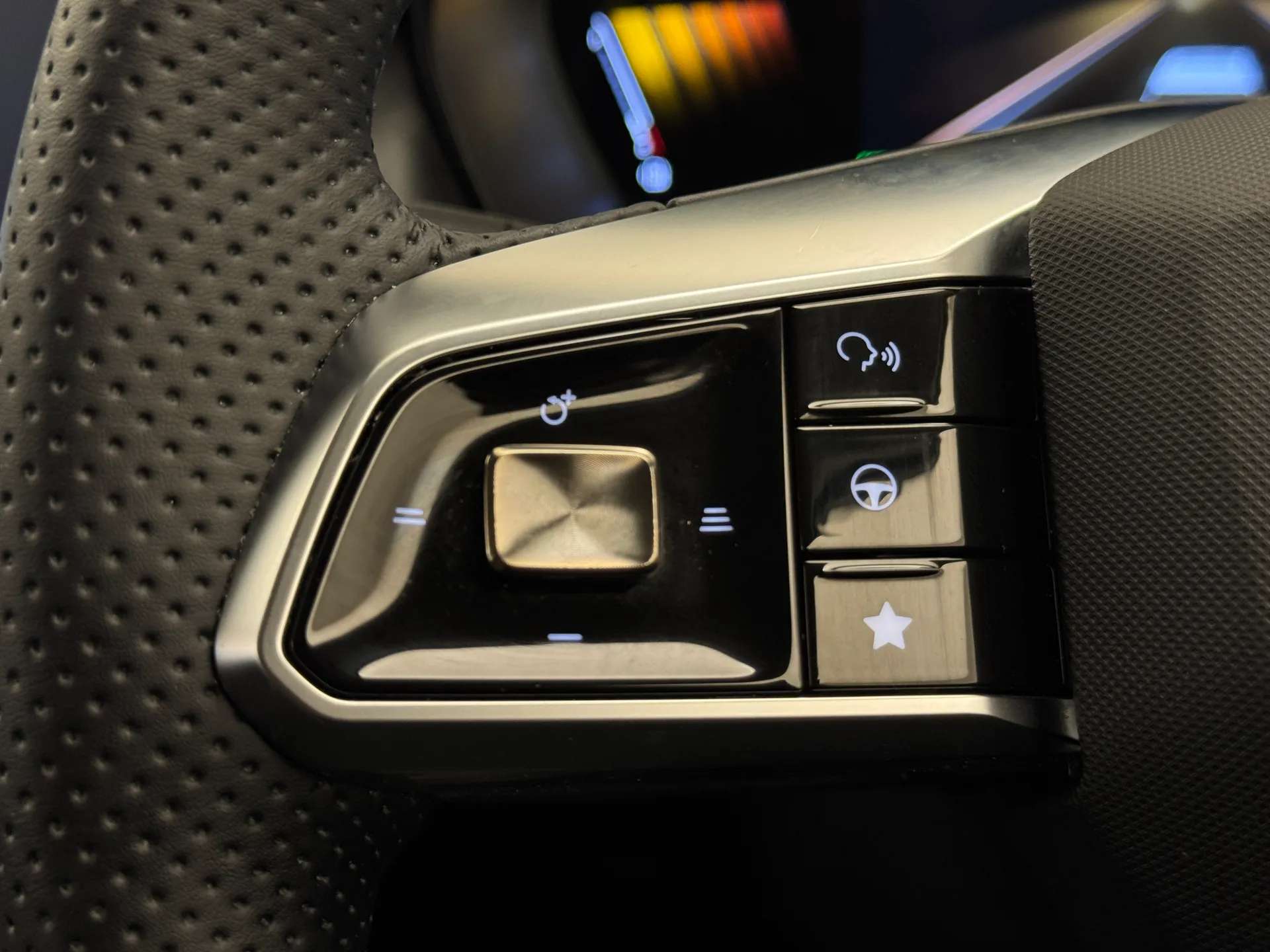 2025 MG MOTOR UK ZS 2025 MG MOTOR UK ZS