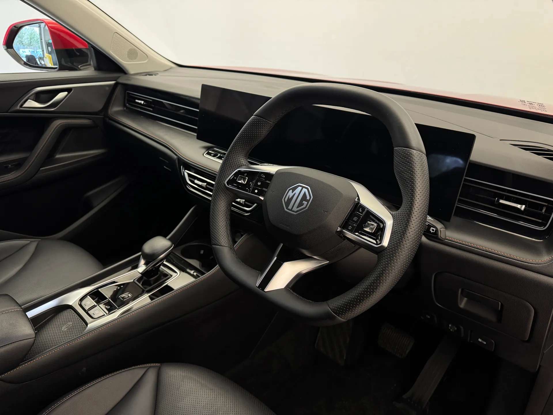 2025 MG MOTOR UK HS 2025 MG MOTOR UK HS