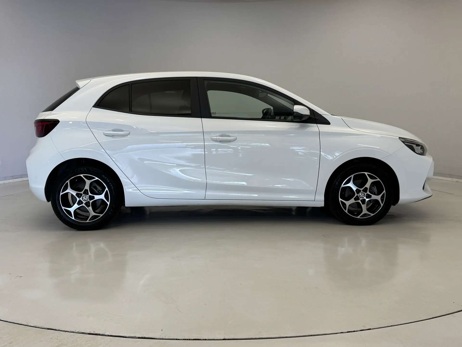 A 2024 MG MG3 1.5 Hybrid Trophy 5dr Auto A 2024 MG MG3 1.5 Hybrid Trophy 5dr Auto