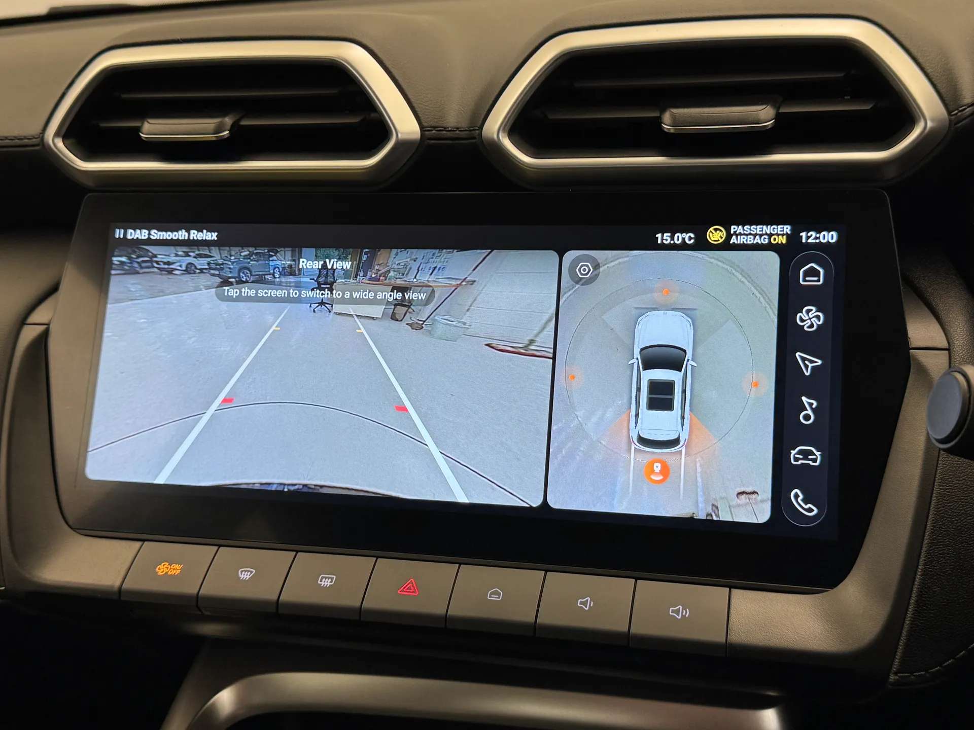 2025 MG ZS 2025 MG ZS