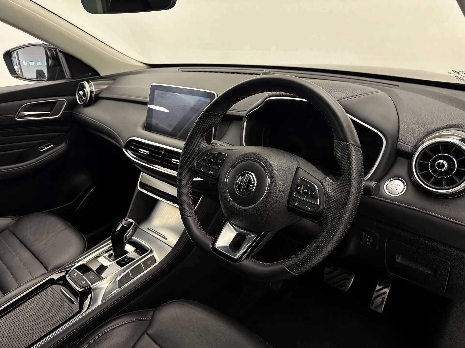 2024 MG MOTOR UK HS 2024 MG MOTOR UK HS