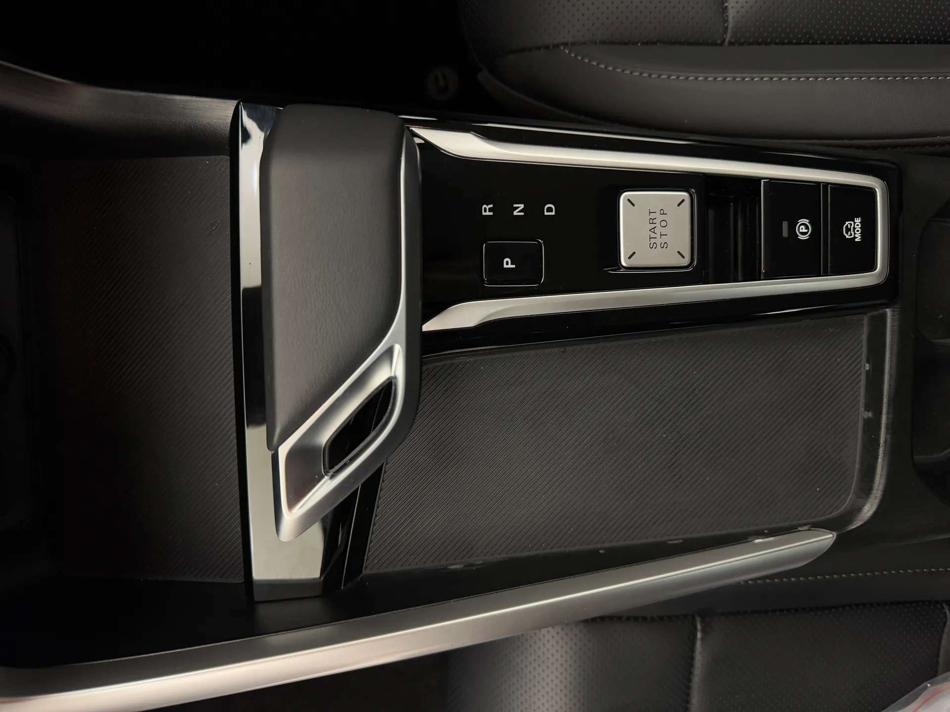 2025 MG MOTOR UK ZS 2025 MG MOTOR UK ZS