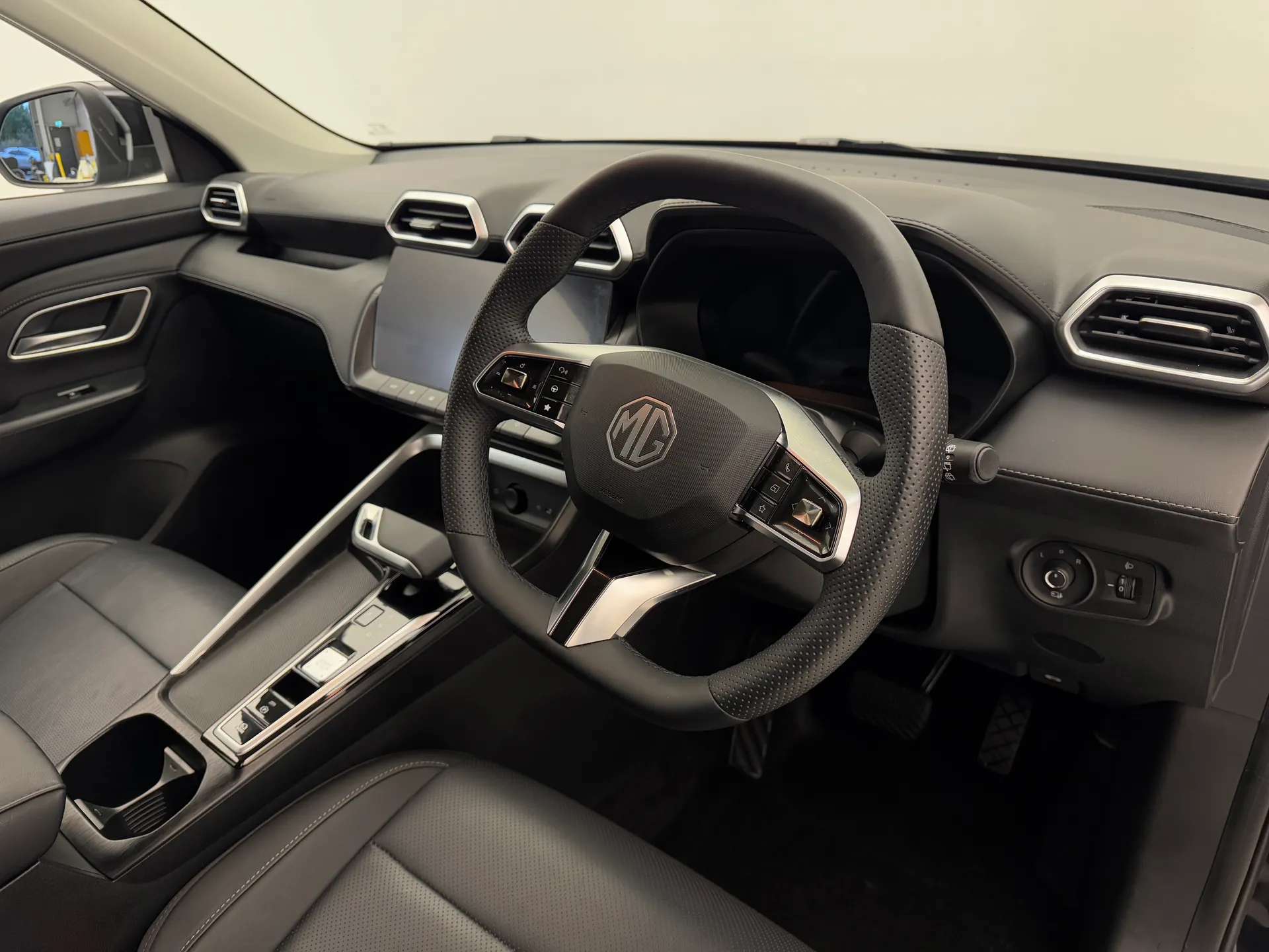 2025 MG MOTOR UK ZS 2025 MG MOTOR UK ZS