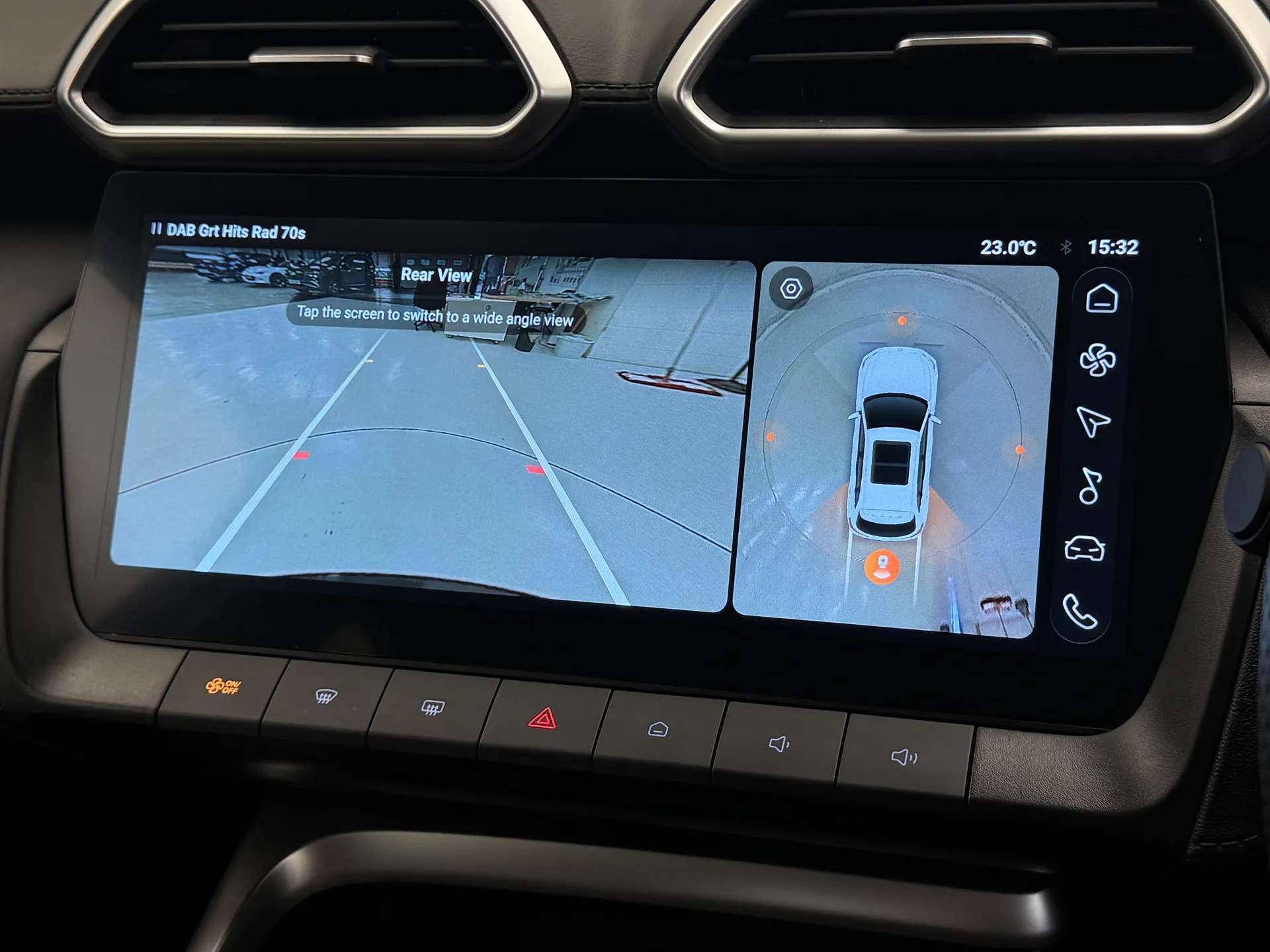 2025 MG ZS 2025 MG ZS