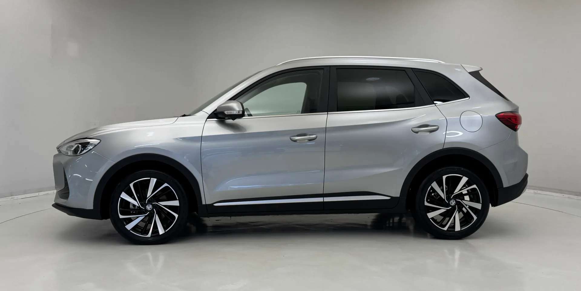 2025 MG MOTOR UK ZS 2025 MG MOTOR UK ZS