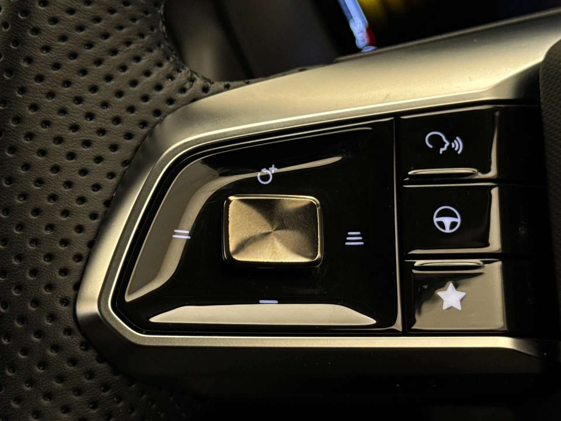 2025 MG MOTOR UK ZS 2025 MG MOTOR UK ZS