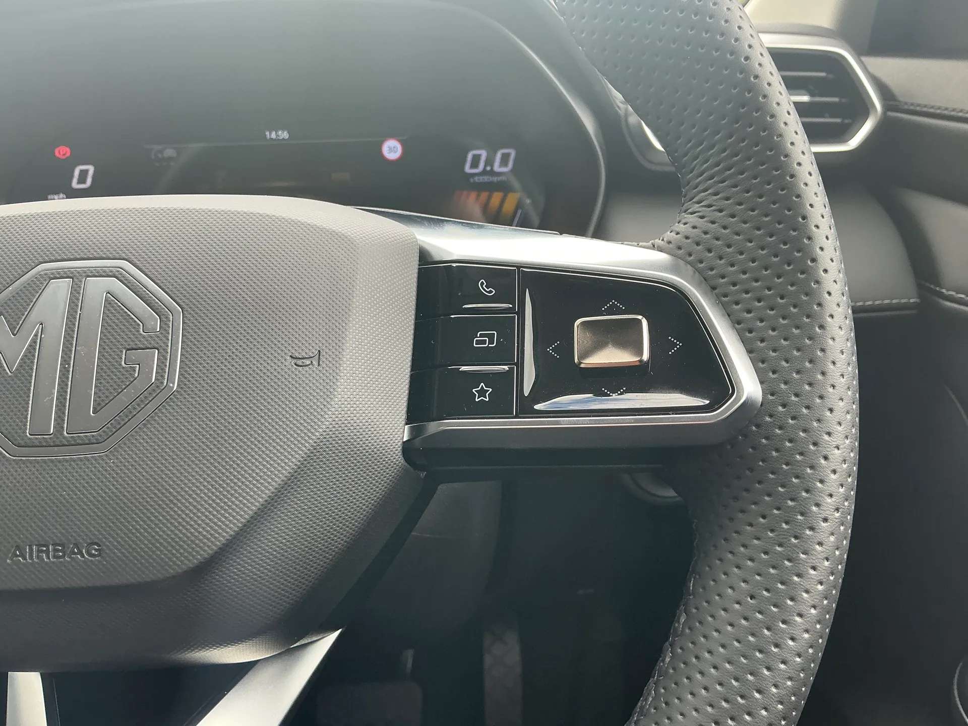 2026 MG ZS 2026 MG ZS