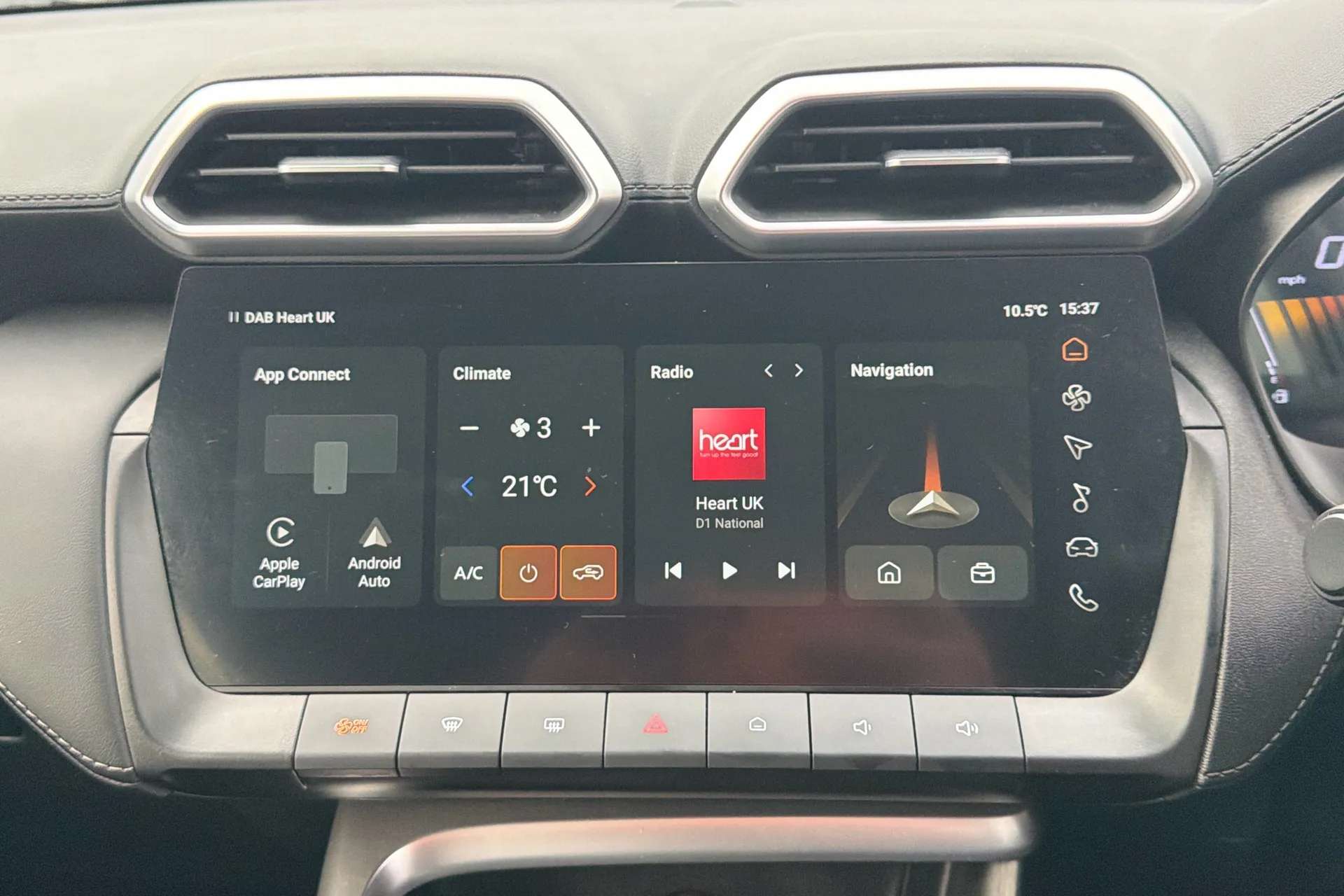 2025 MG MOTOR UK ZS 2025 MG MOTOR UK ZS