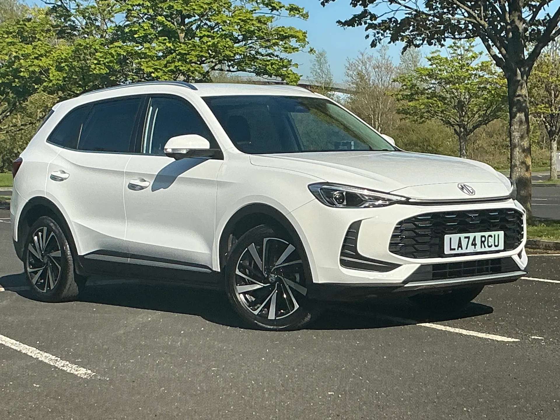 A 2024 MG MOTOR UK ZS 1.5 Hybrid+ Trophy 5dr Auto A 2024 MG MOTOR UK ZS 1.5 Hybrid+ Trophy 5dr Auto