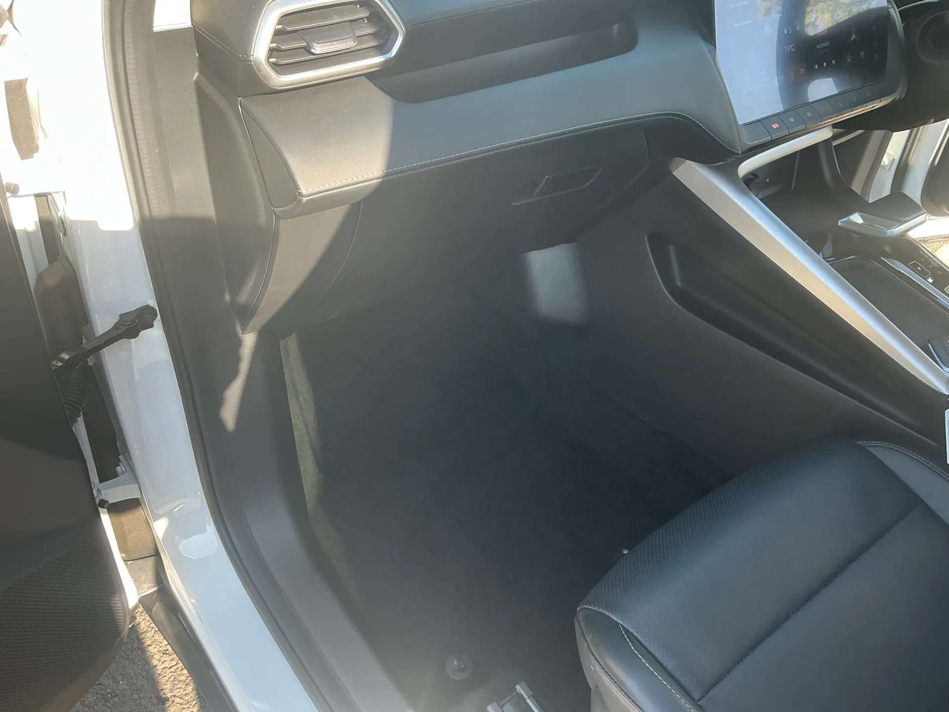 2024 MG MOTOR UK ZS 2024 MG MOTOR UK ZS