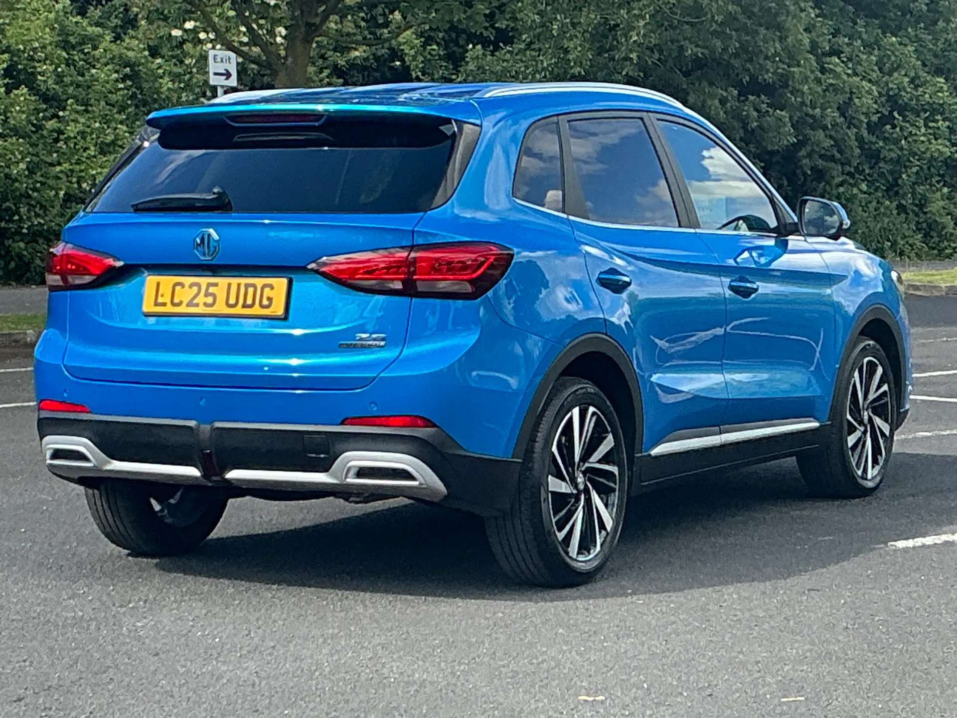 2025 MG ZS 2025 MG ZS