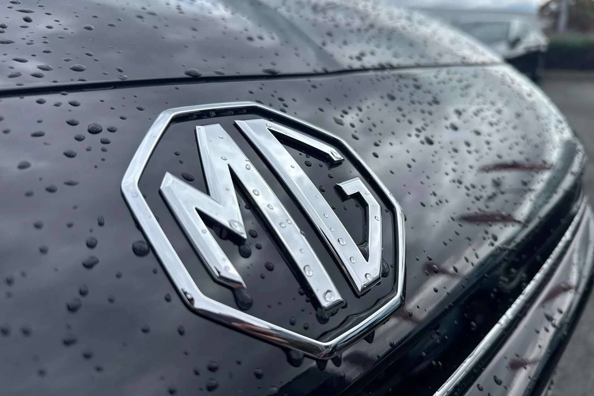 2025 MG HS 2025 MG HS